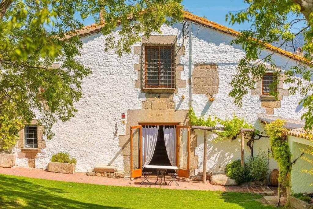 Villa photo 2