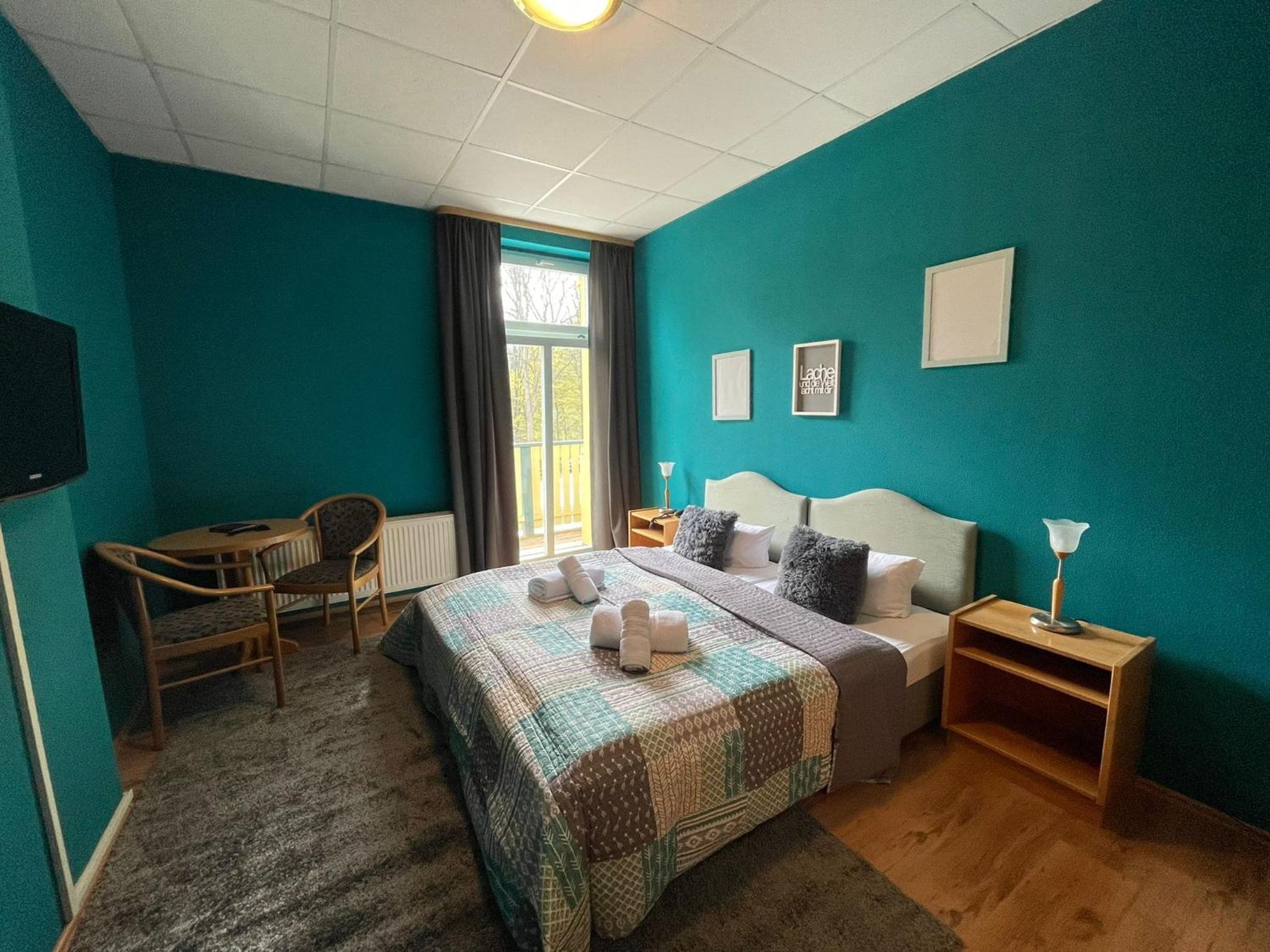 Double Room - Photo 2