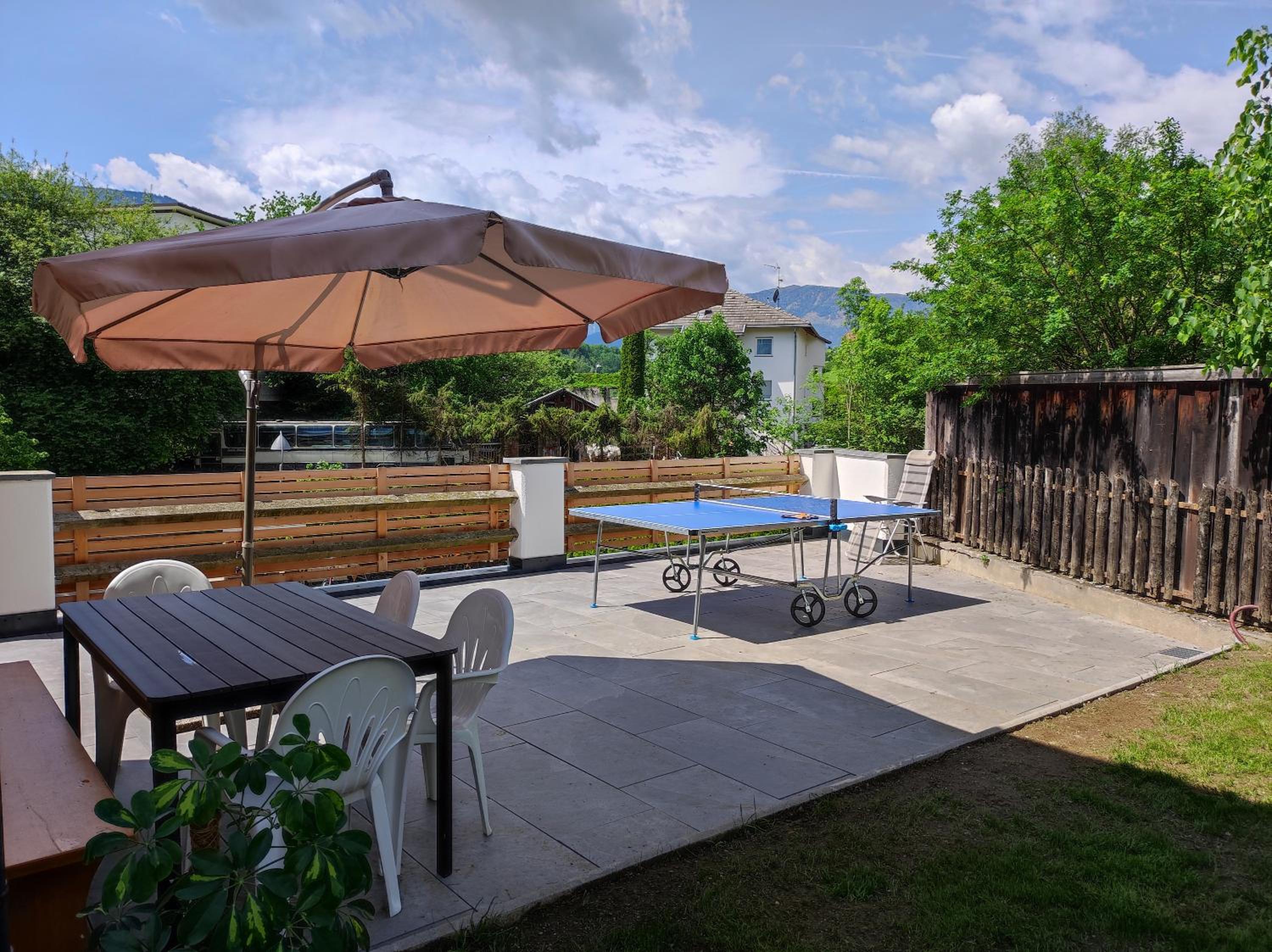 One-Bedroom Apartment with Garden View photo 2