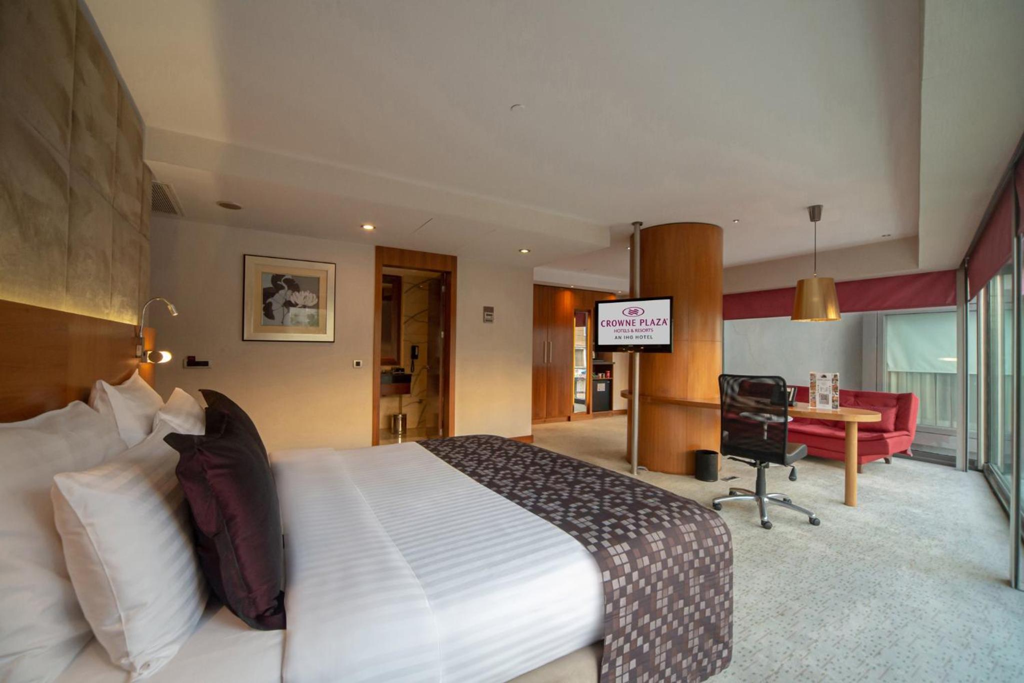 Junior King Suite - Lounge Access