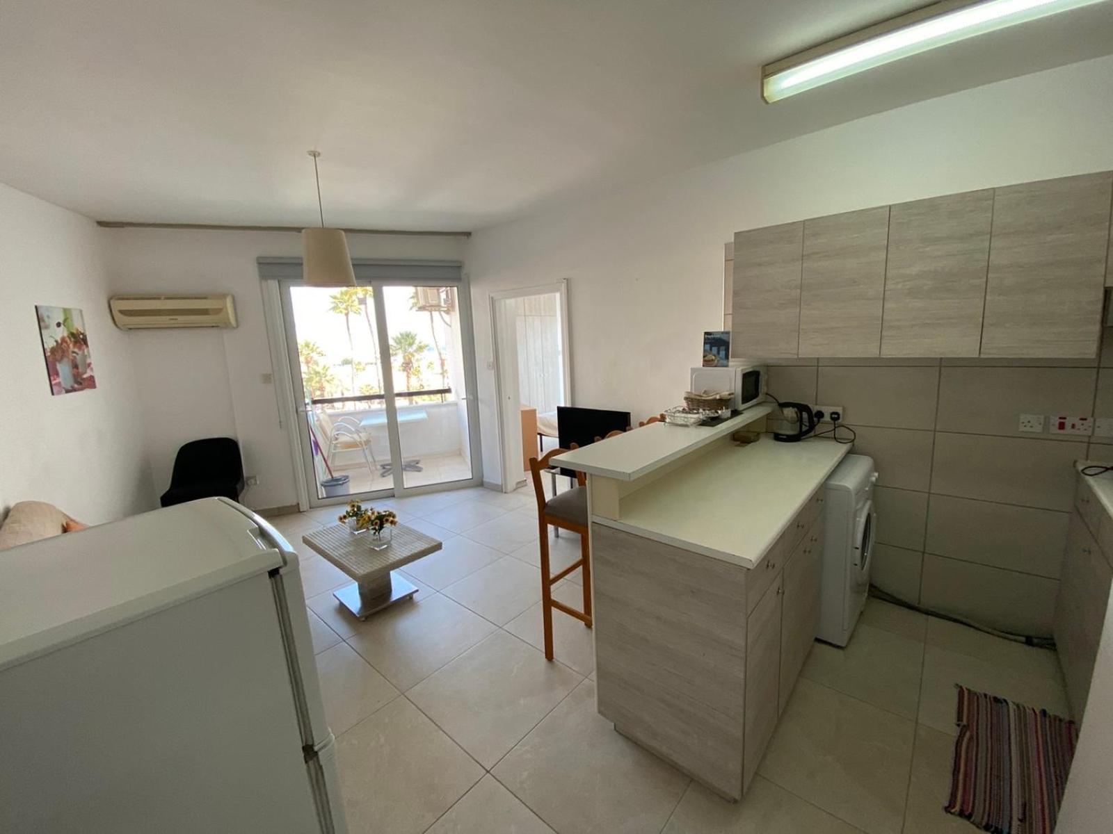 Apartment with Sea View - Photo 8