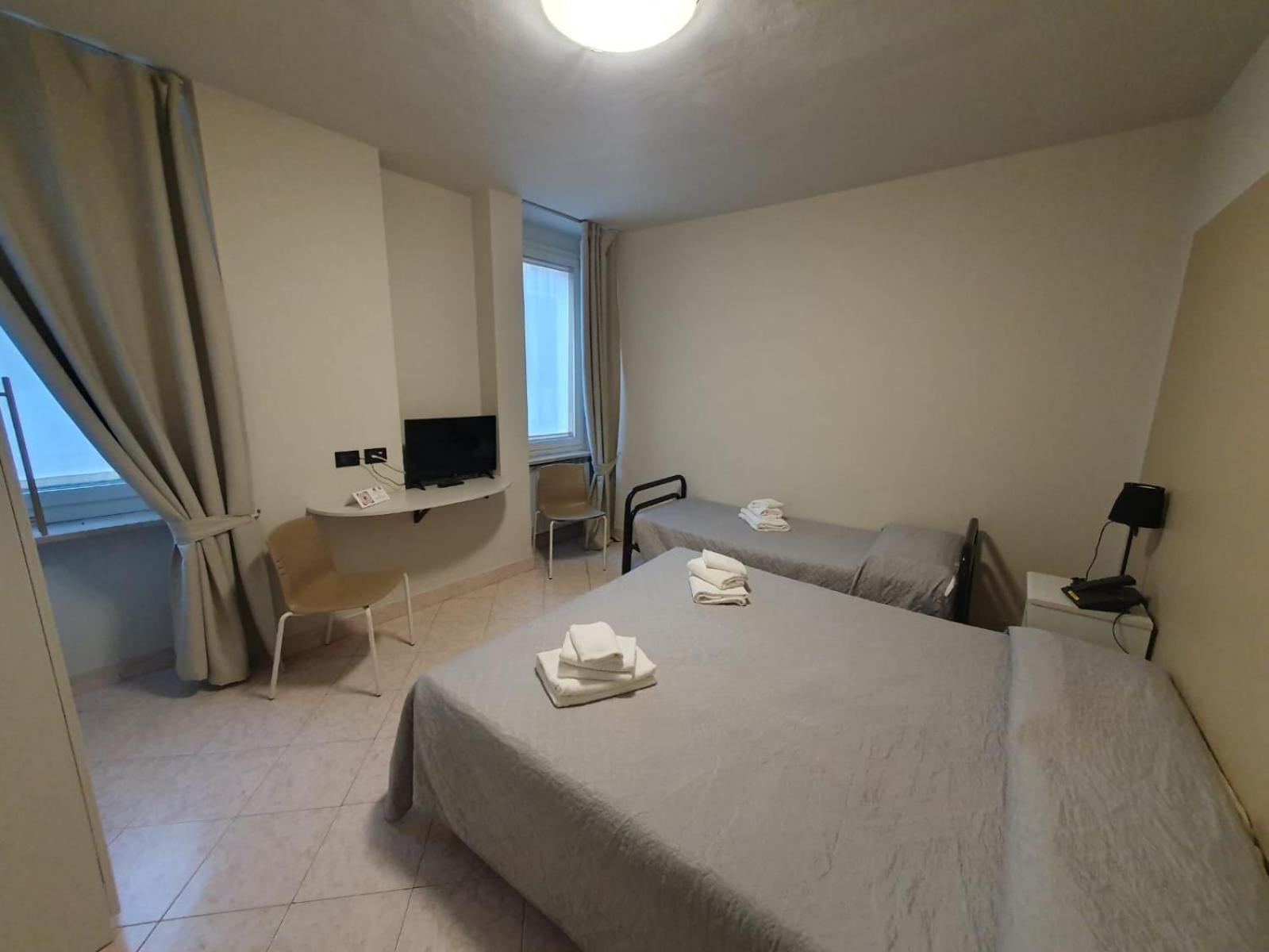 Triple Room with Bathroom photo 3