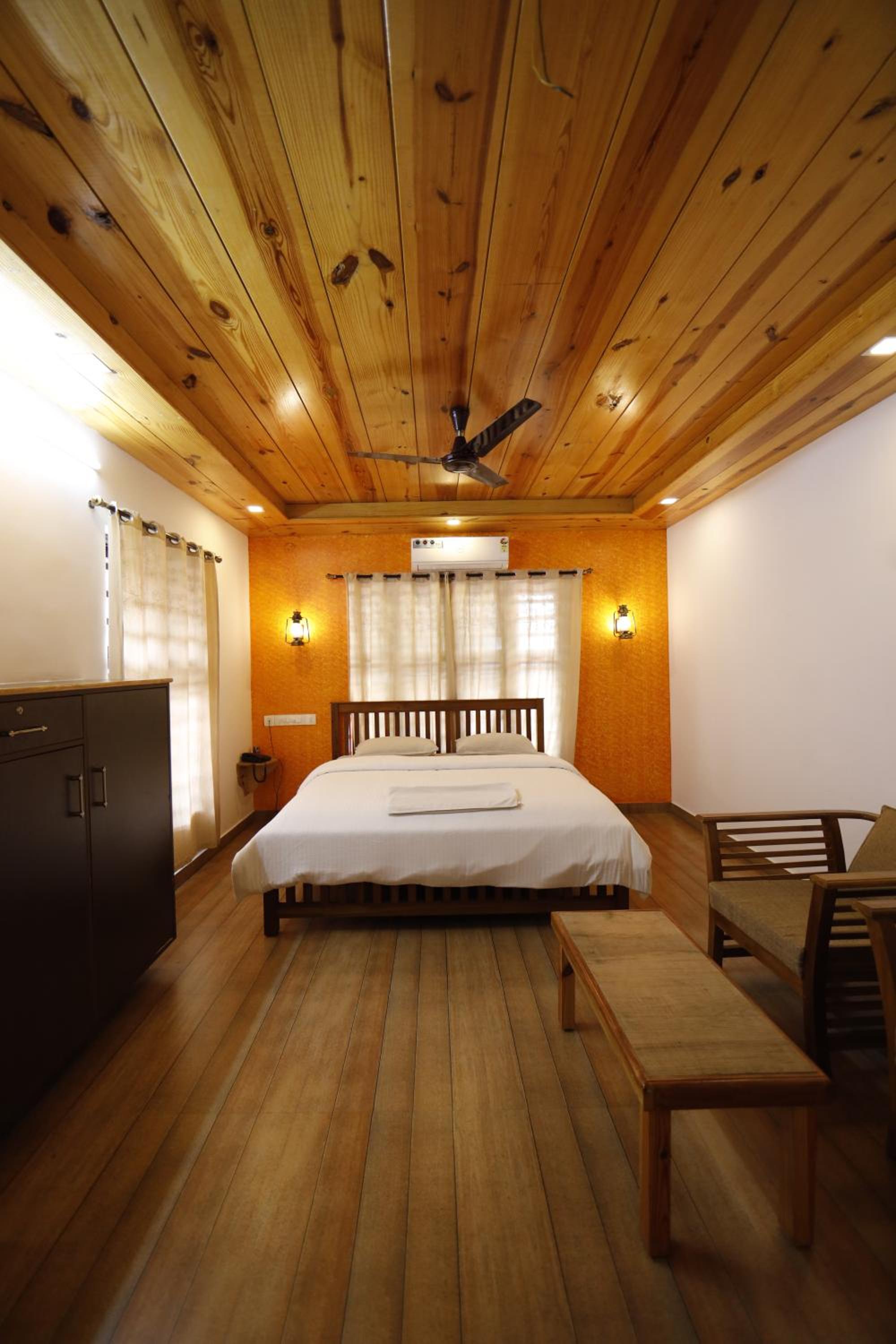 Large Double Room
