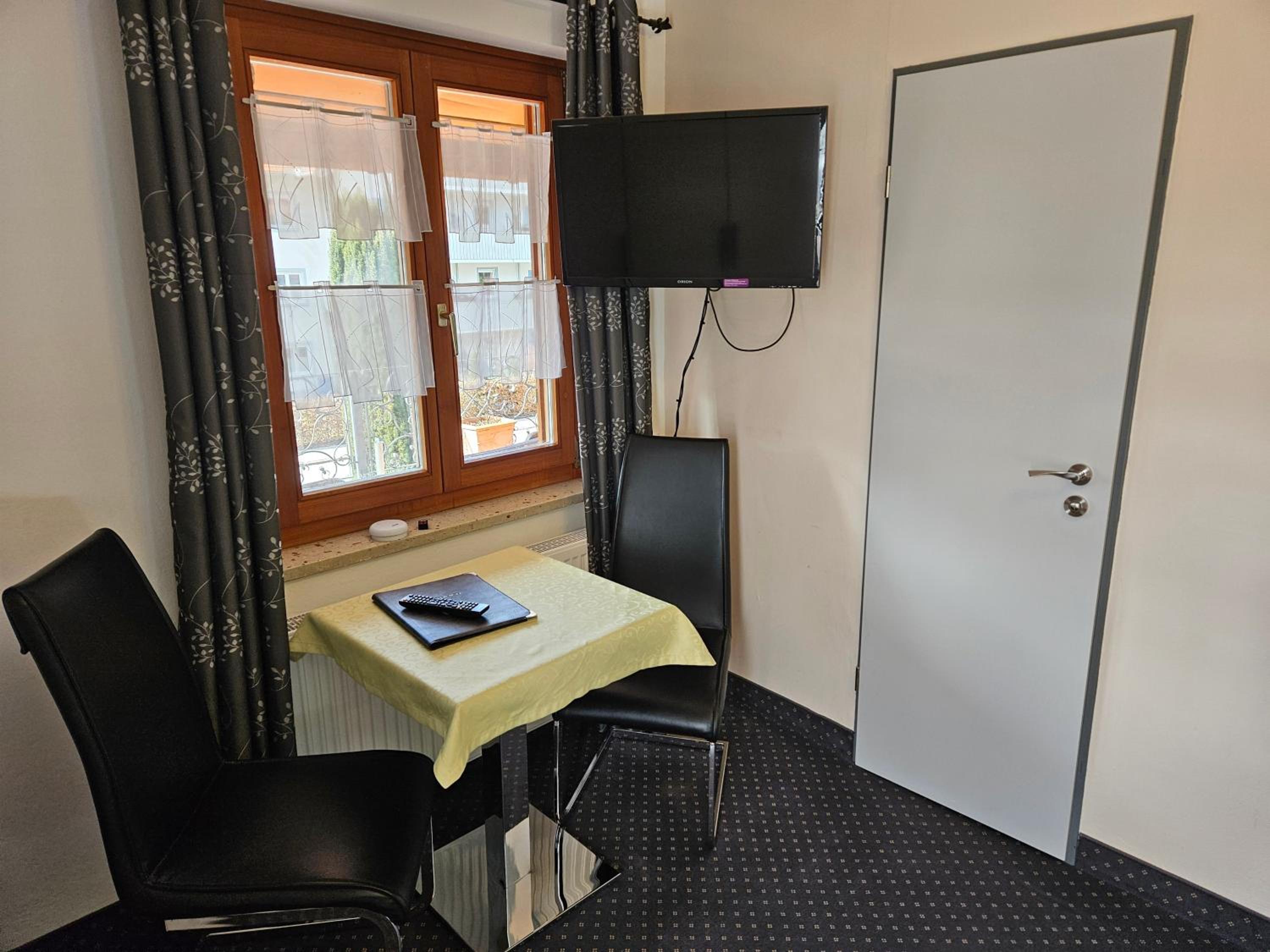 Classic Double Room photo 3