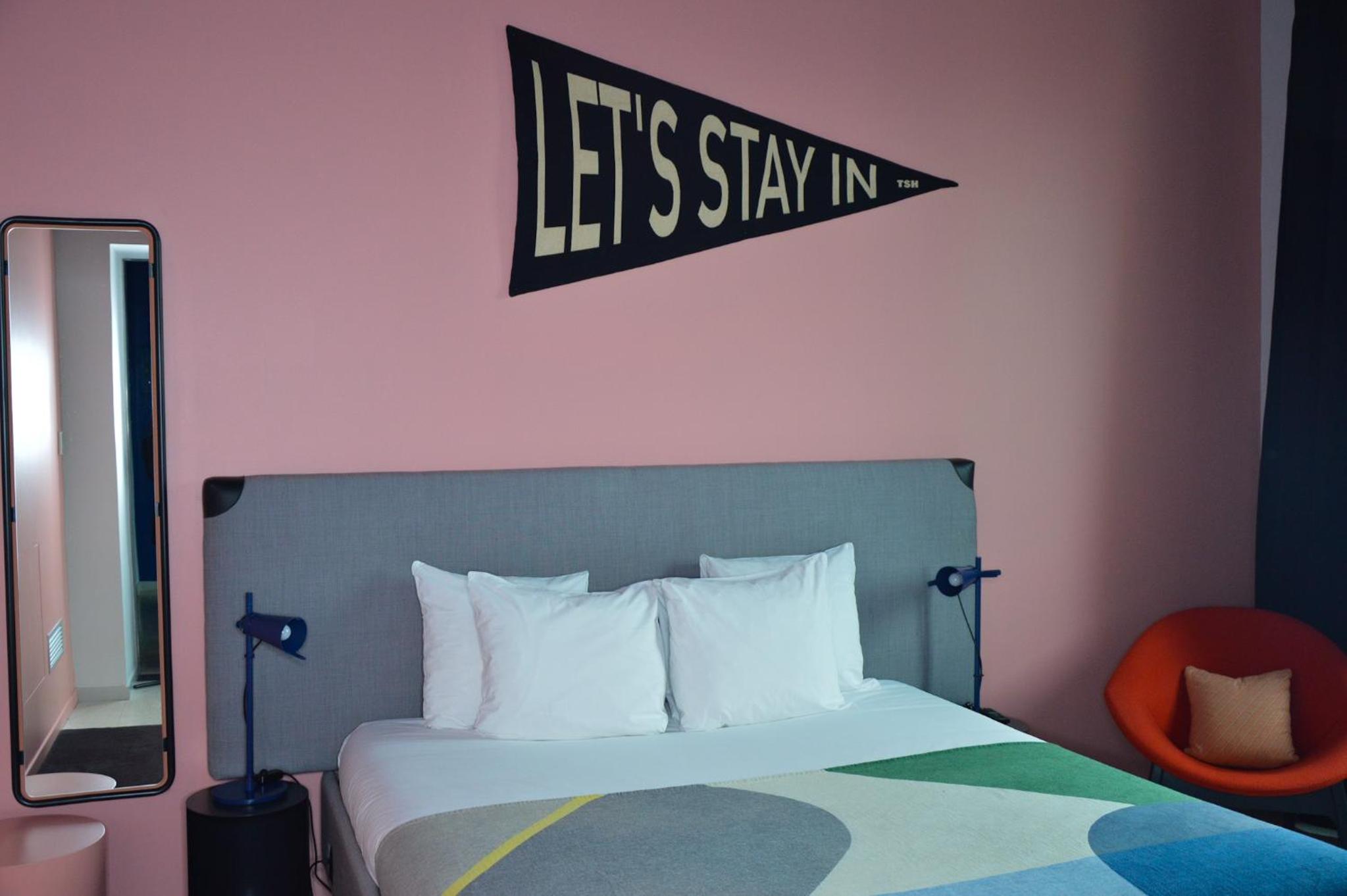 King Suite - Photo 2