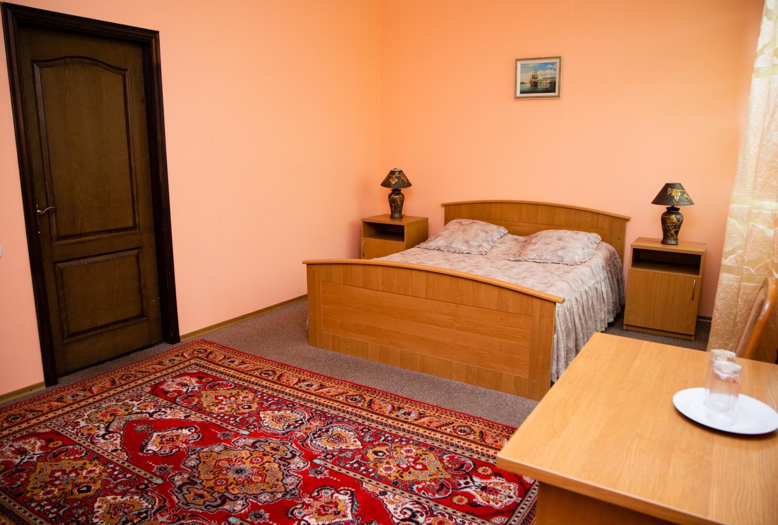 Large Double Room