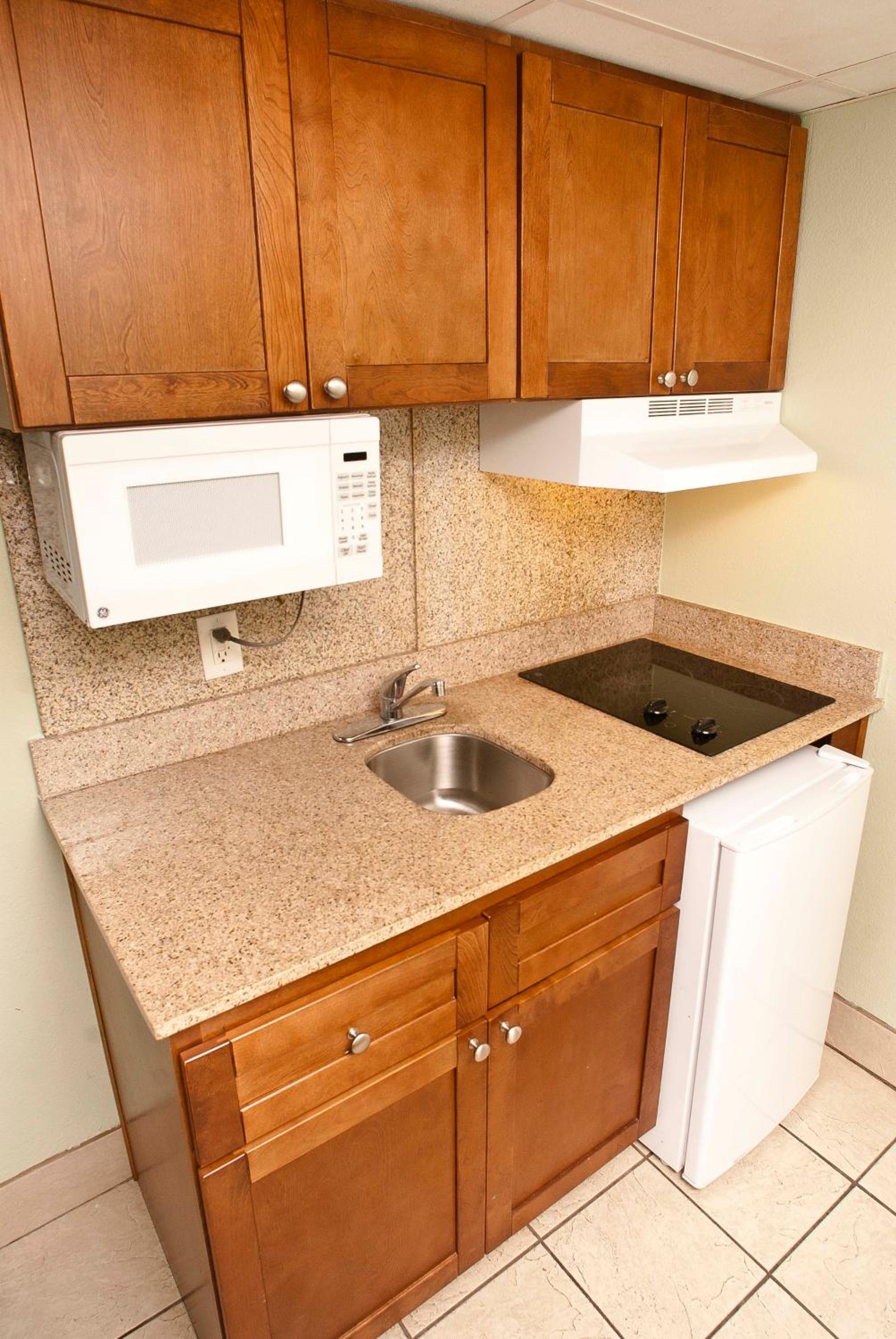 Oceanfront Efficiency - Photo 6