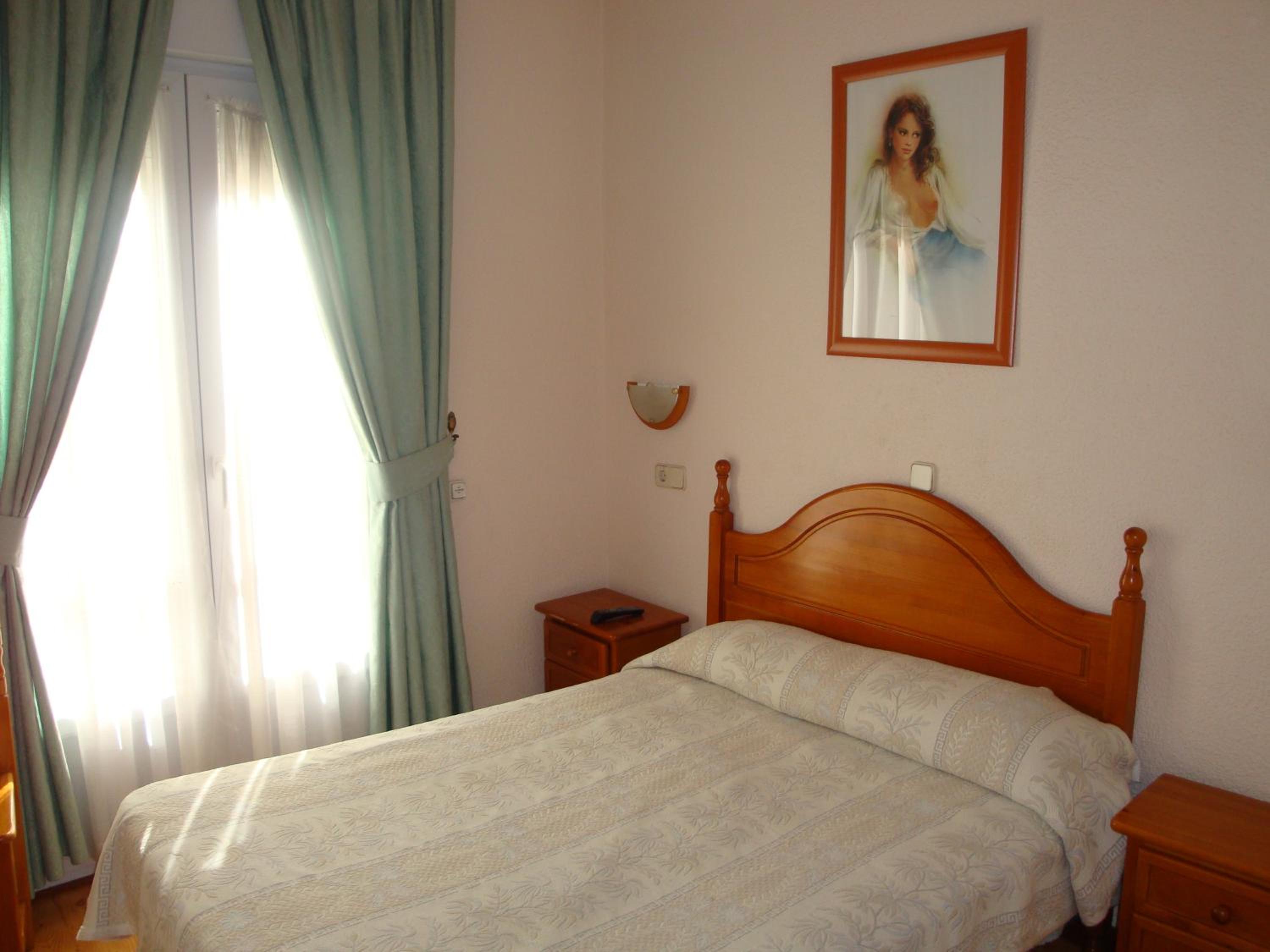 Small Double Room photo 2