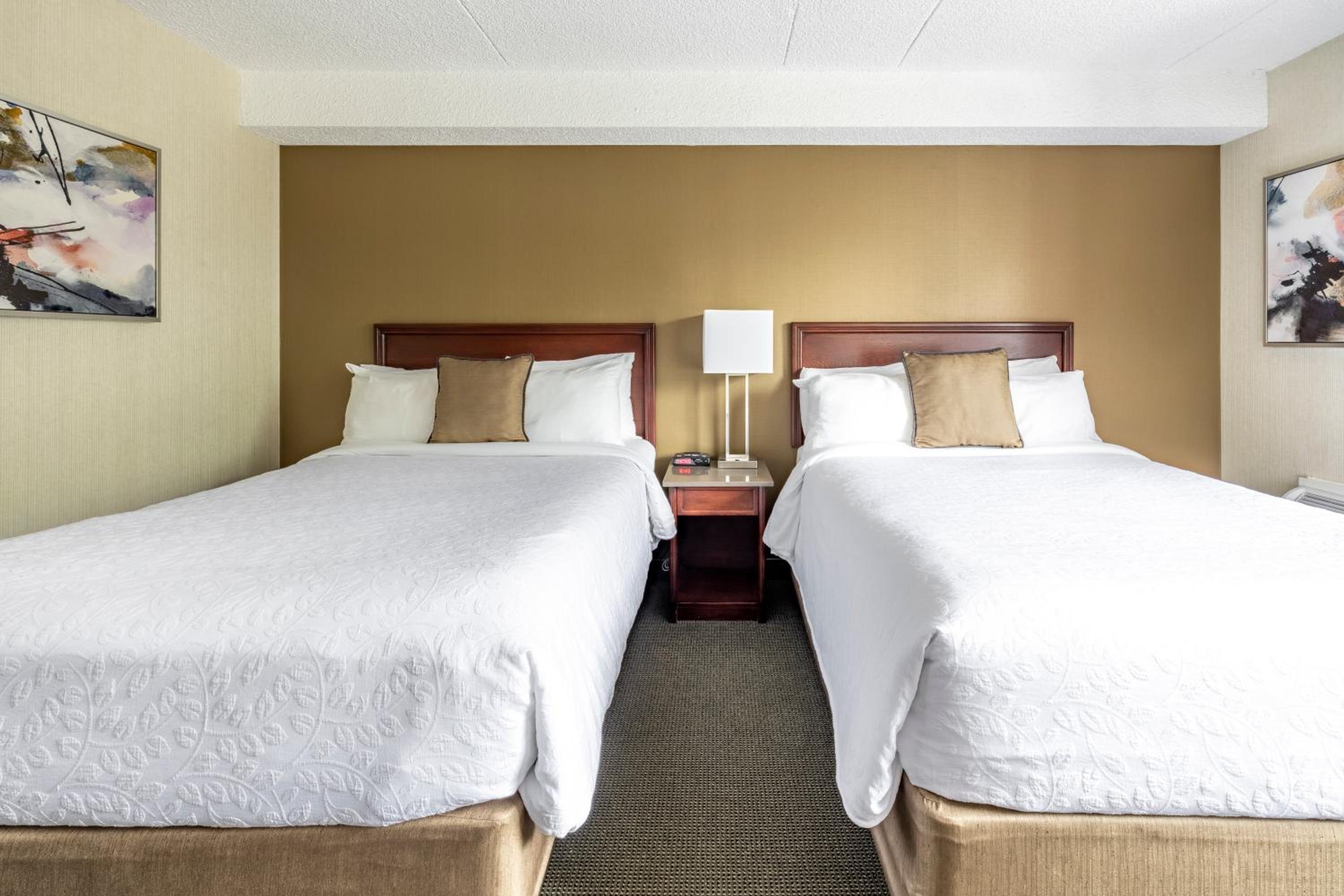 Double Room with Two Double Beds - Photo 3