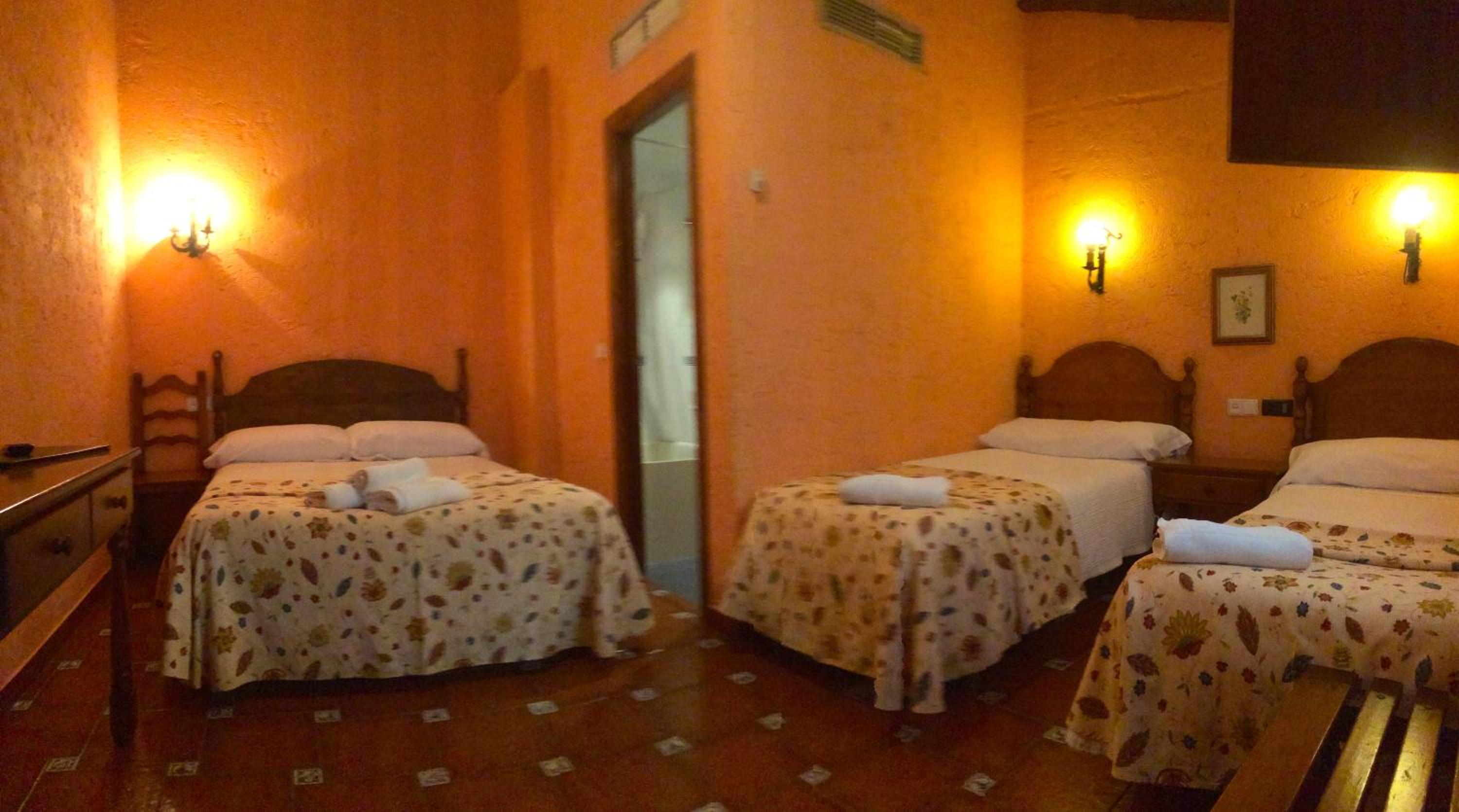 Triple Room photo 2