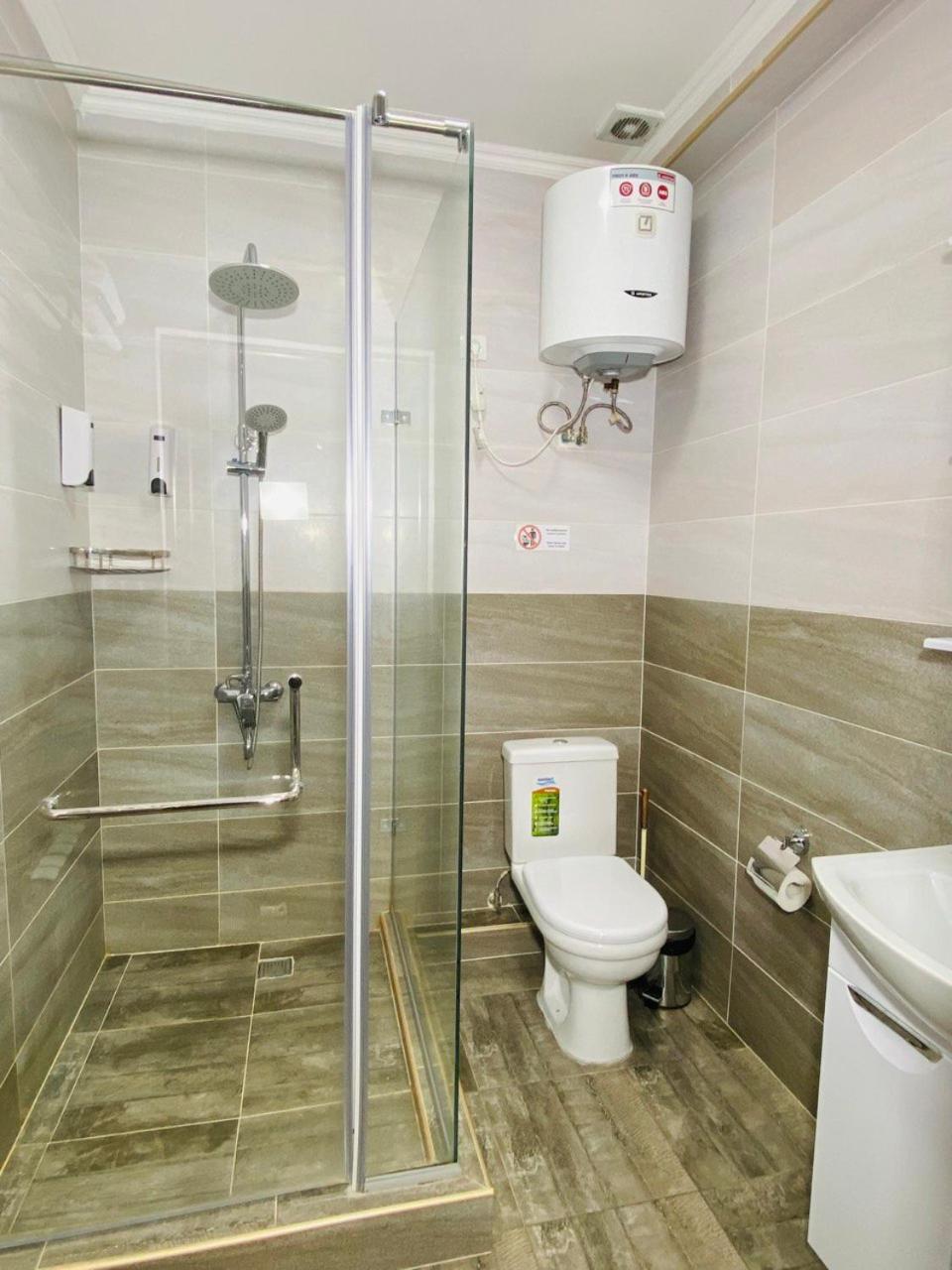 Large Double Room photo 3