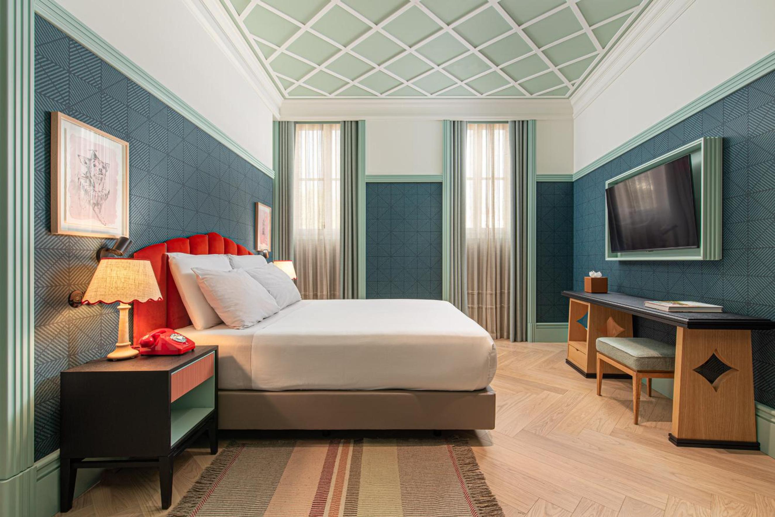 Superior Double Room with City View