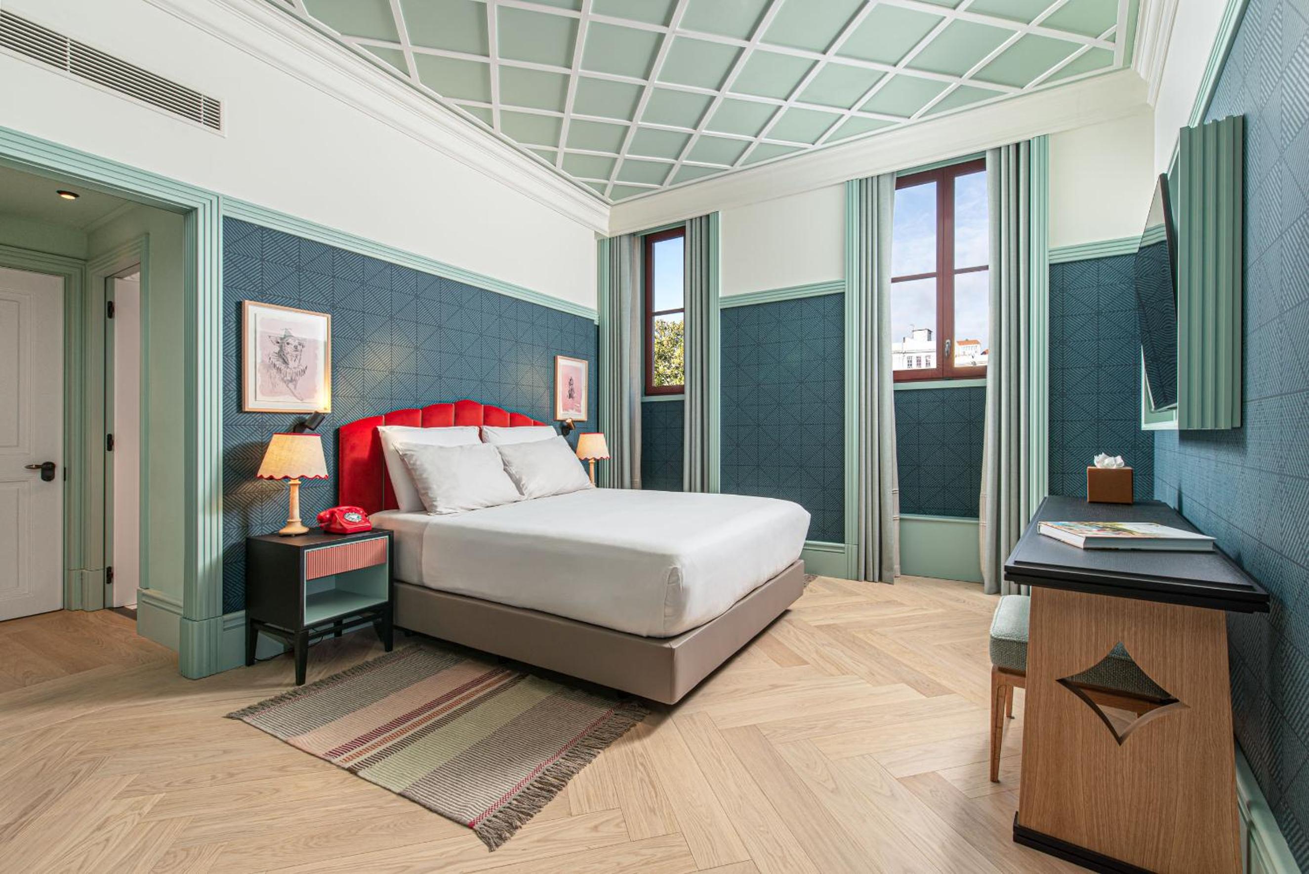 Superior Double Room with City View