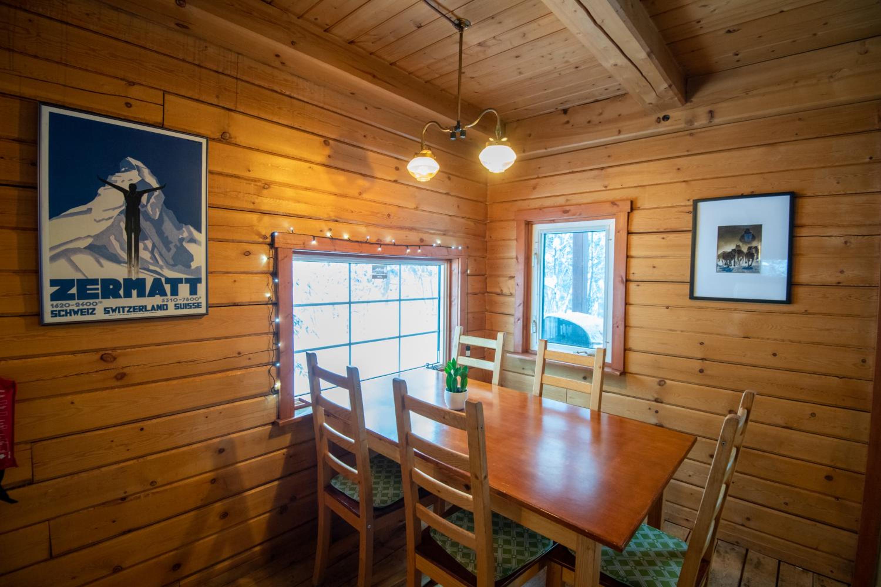 Two-Bedroom Cottage photo 3