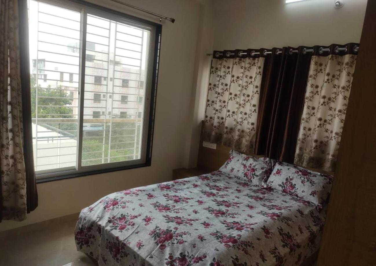 One-Bedroom Apartment - Photo 7