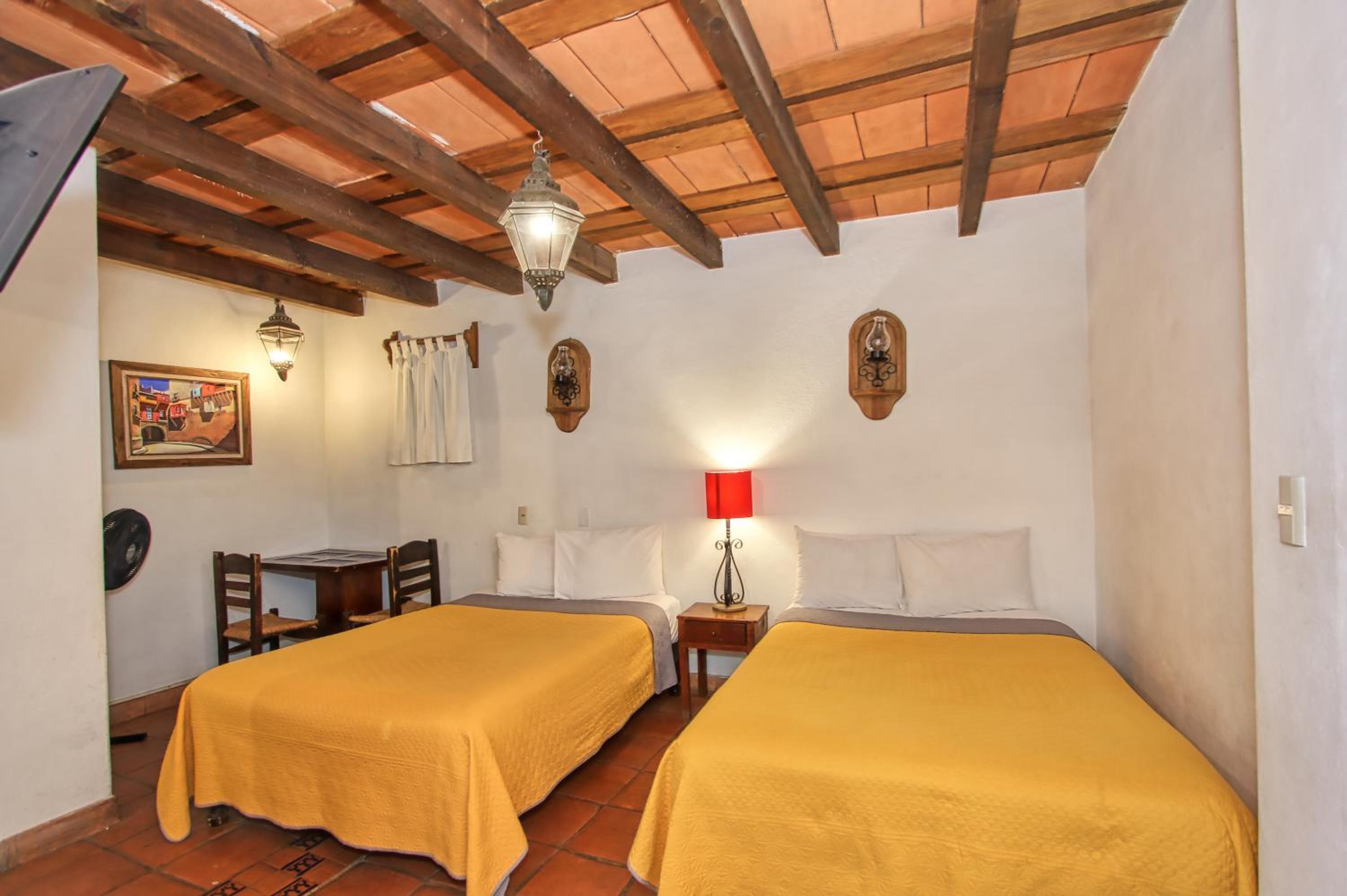 Double Room with Two Double Beds - Photo 1