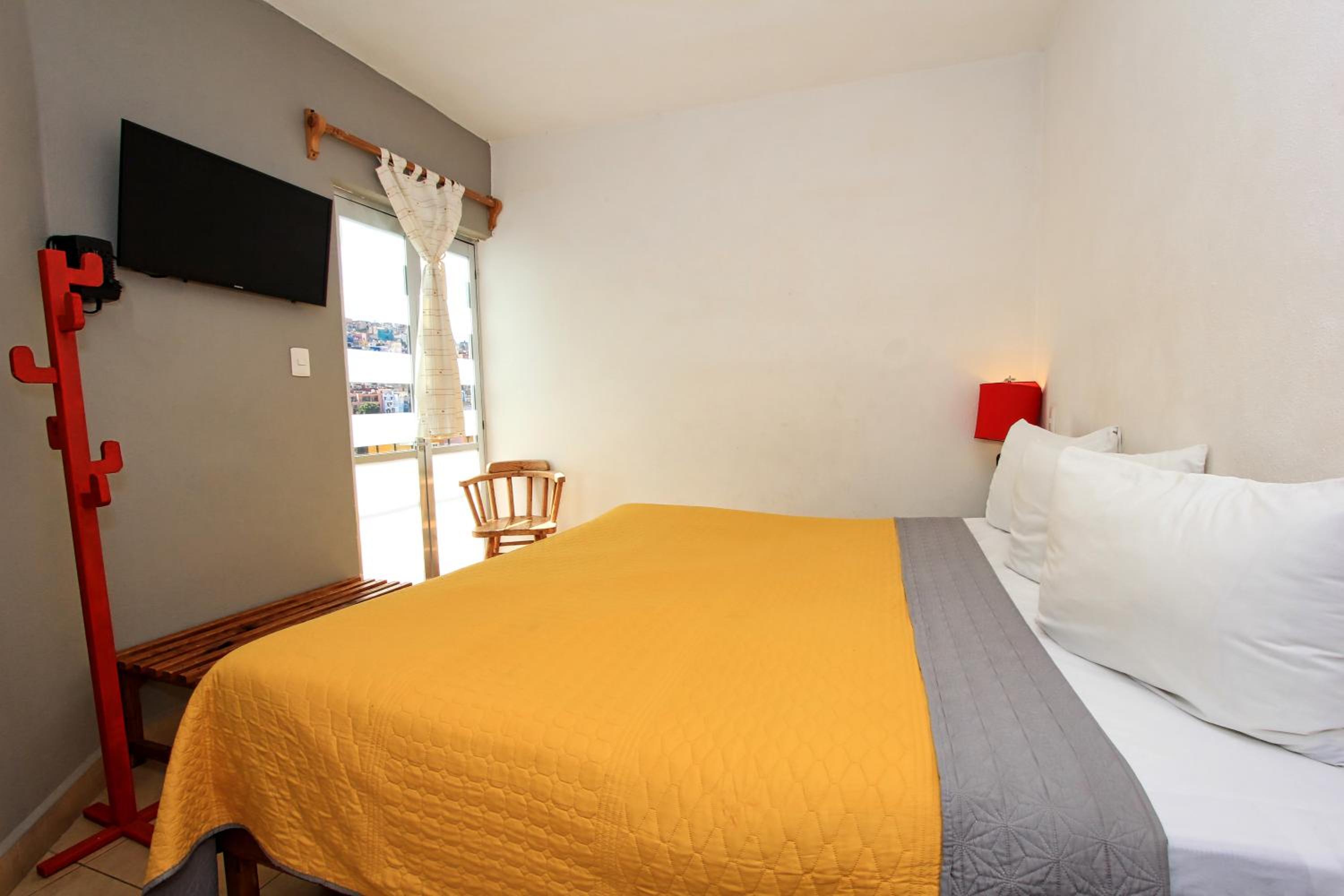 Standard Room - Photo 16