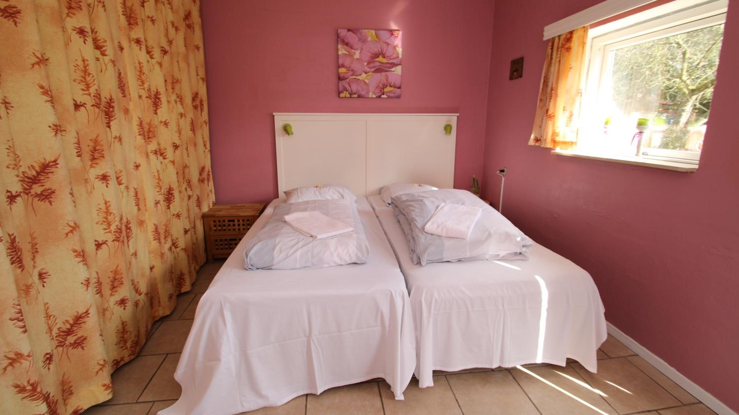 Economy Double or Twin Room - Photo 2