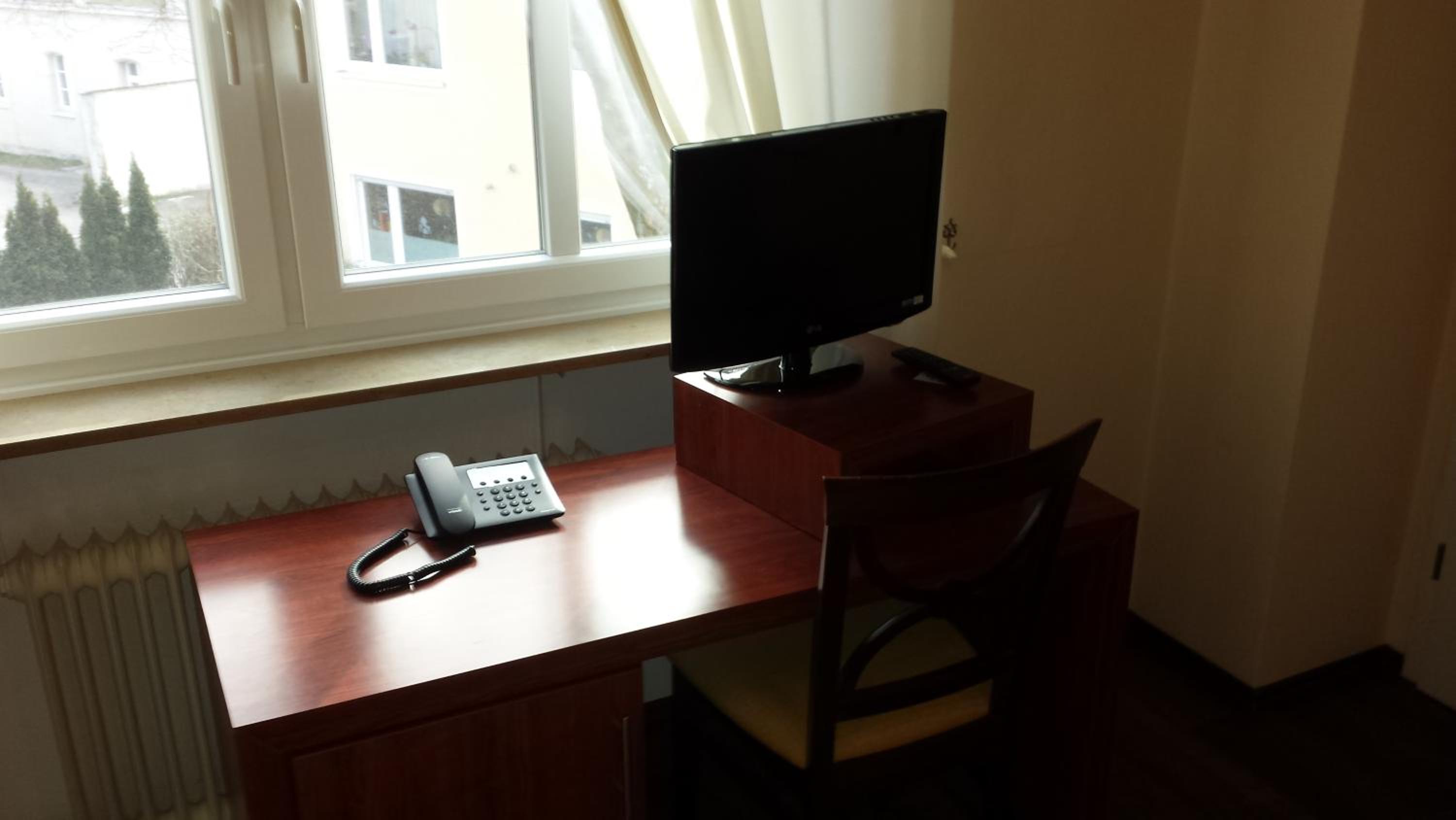 Double Room - Photo 10