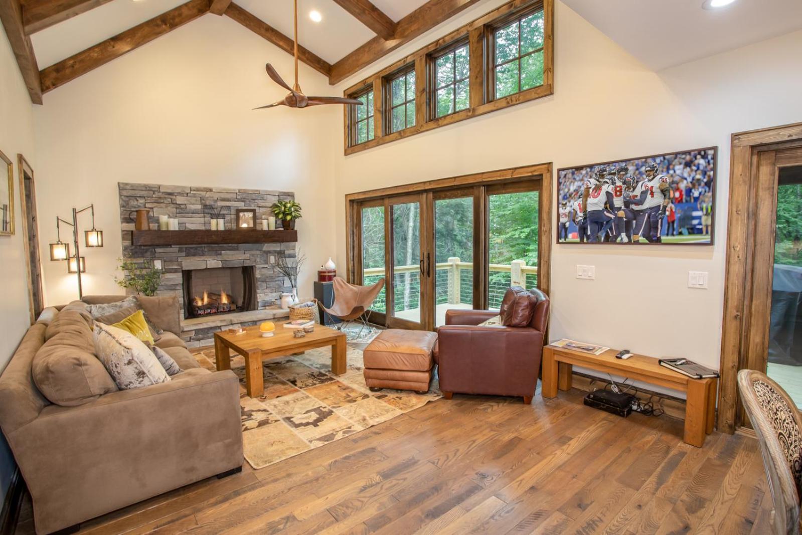 Three-Bedroom House photo 2