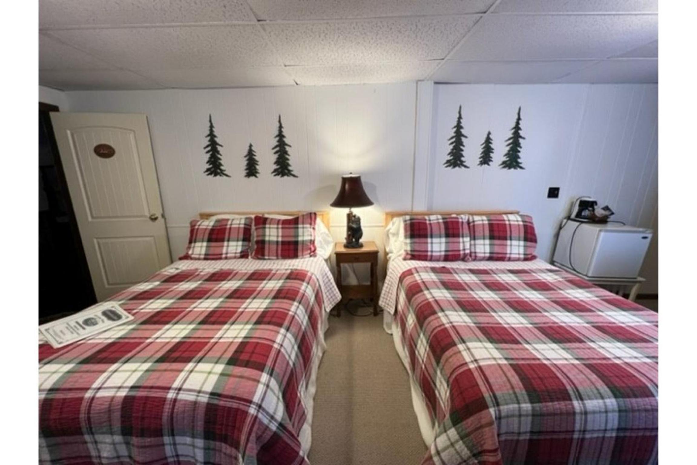 Quadruple Room with Bath photo 1