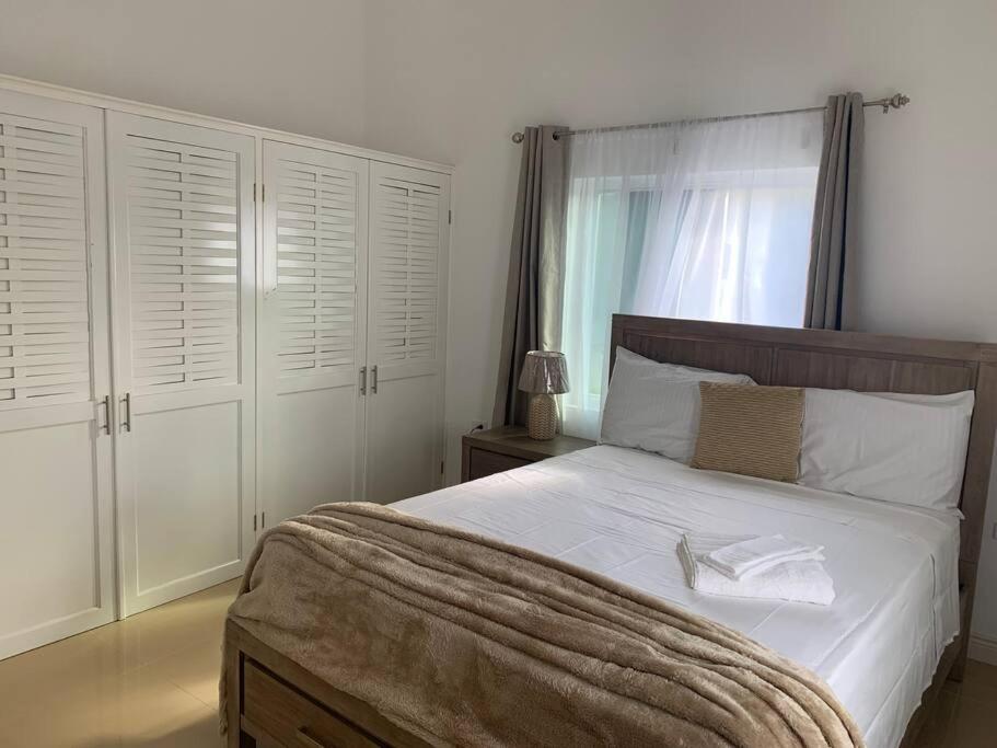 Three-Bedroom Villa photo 1