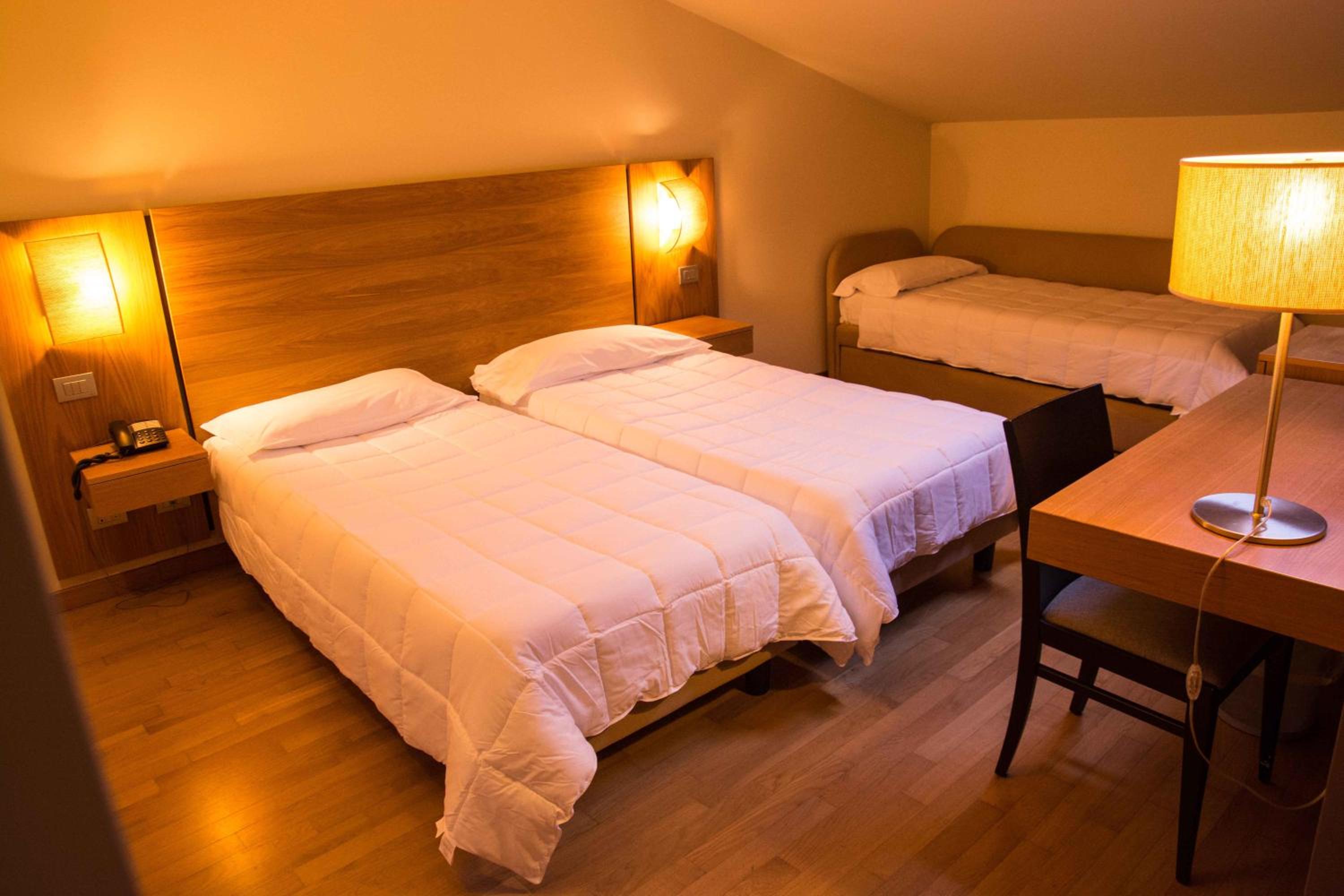 Triple Room - Photo 1