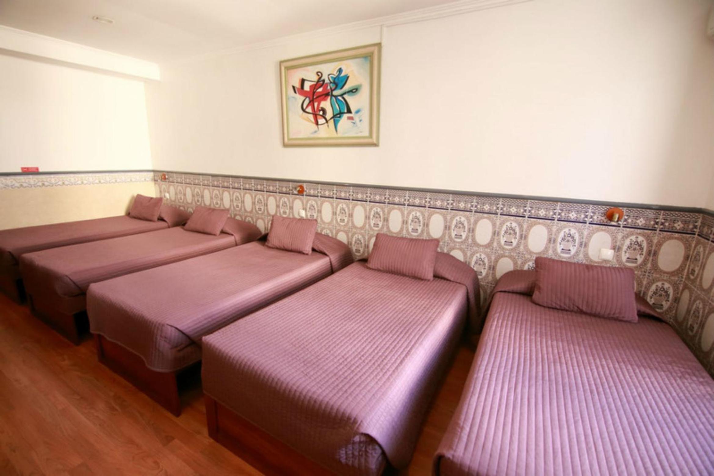 Quintuple Room photo 1