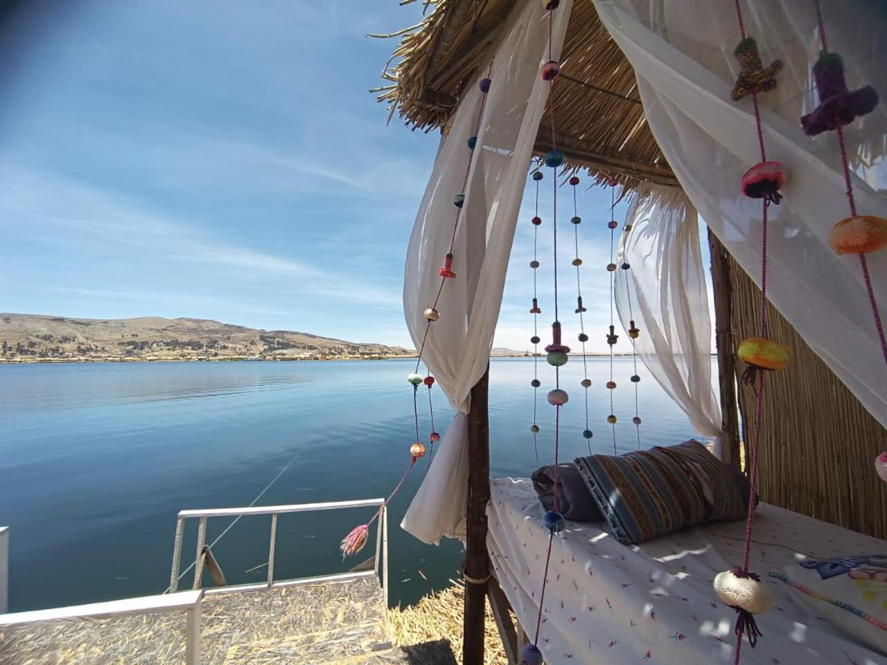 Twin Room with Lake View photo 3