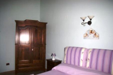One-Bedroom Apartment - Photo 24