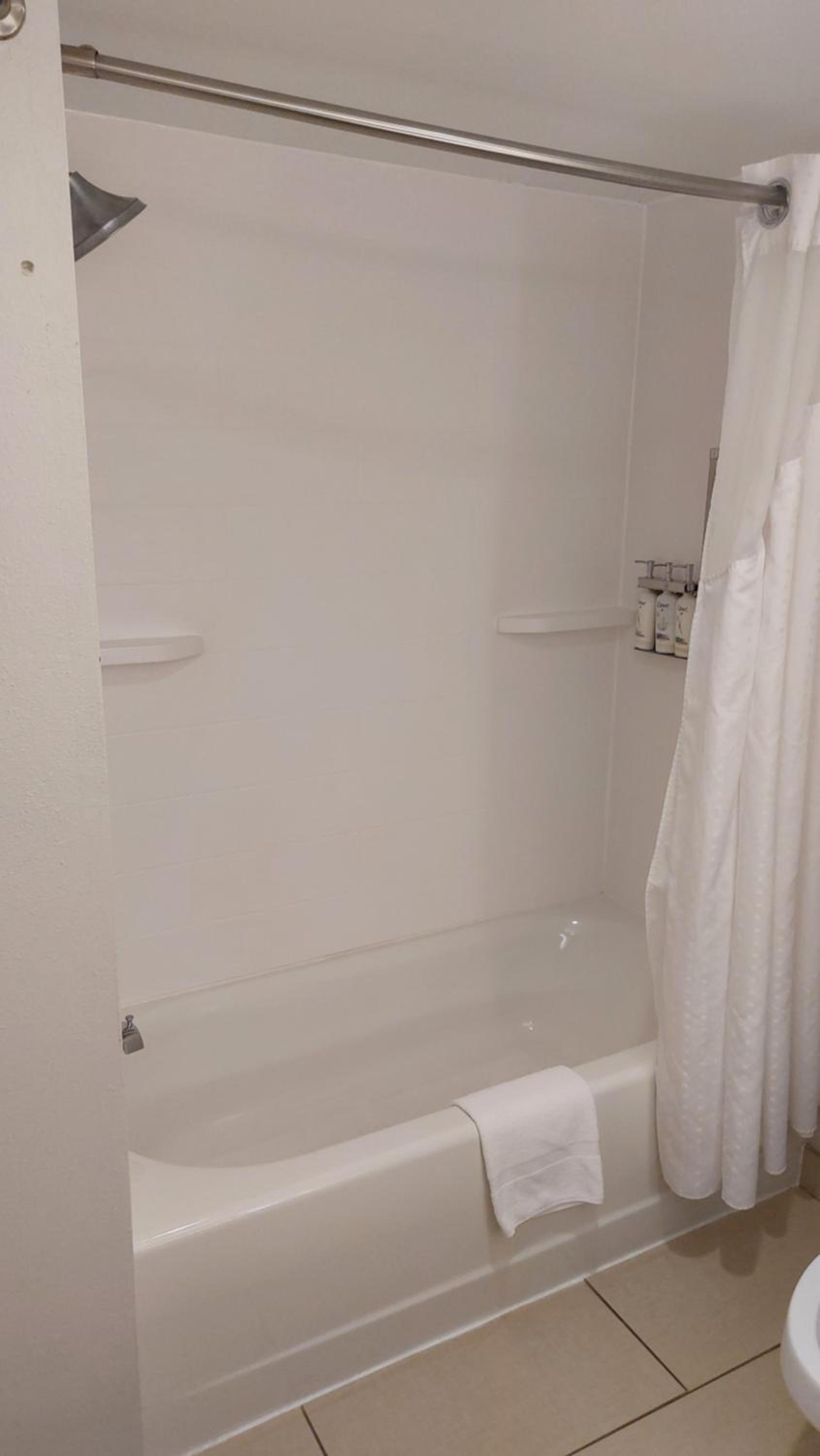 Standard Room - Photo 5