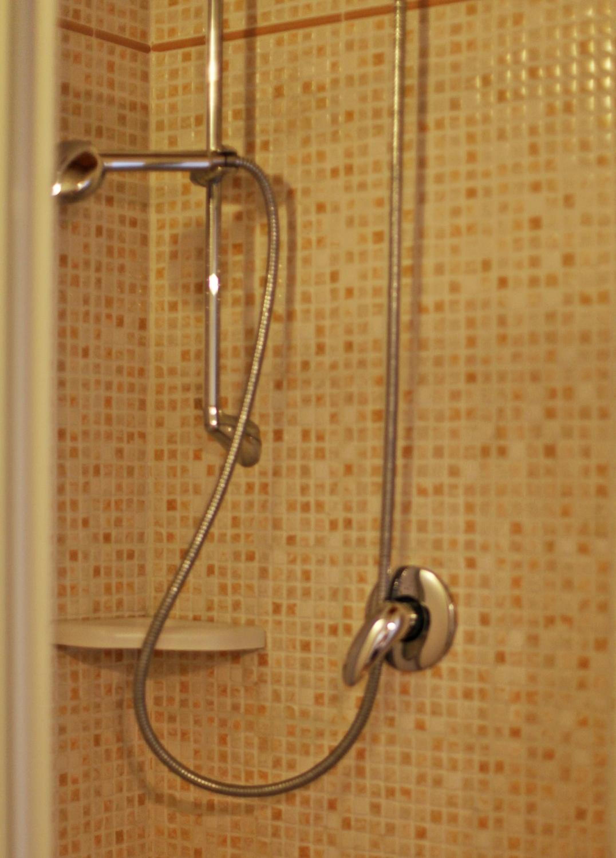 Double Room - Photo 13