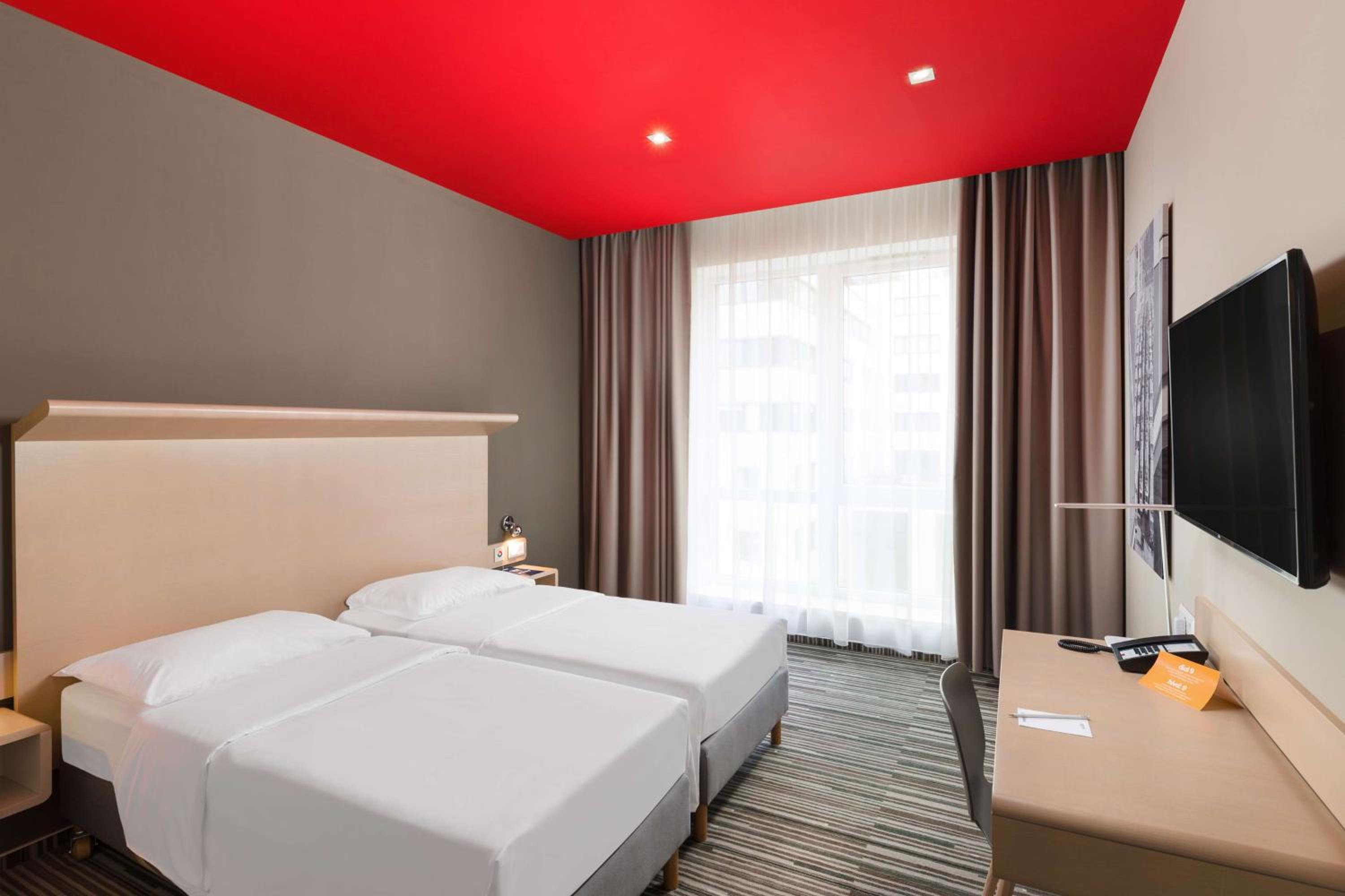 Budapest Suite - Photo 2