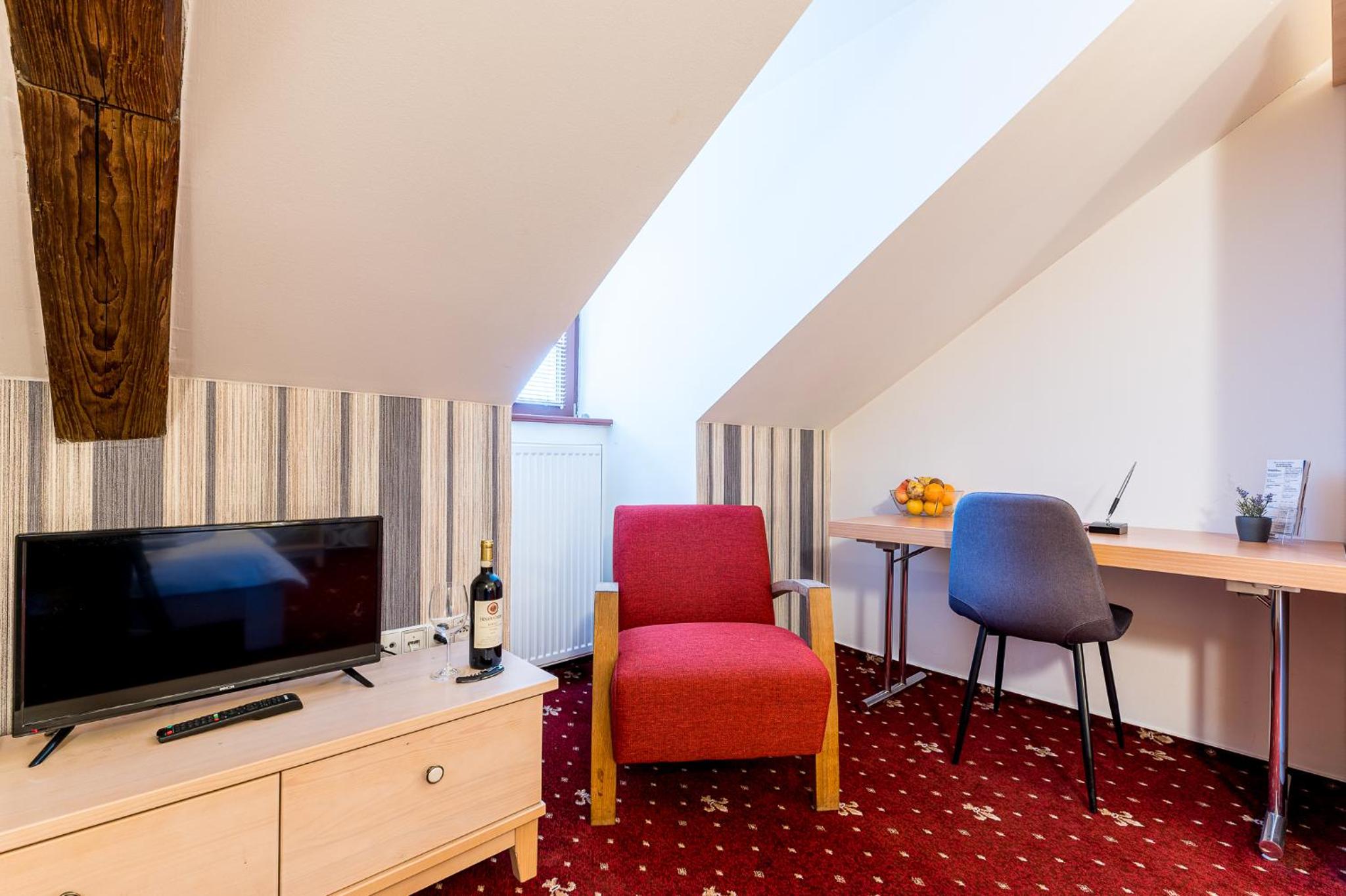 Single Room photo 2