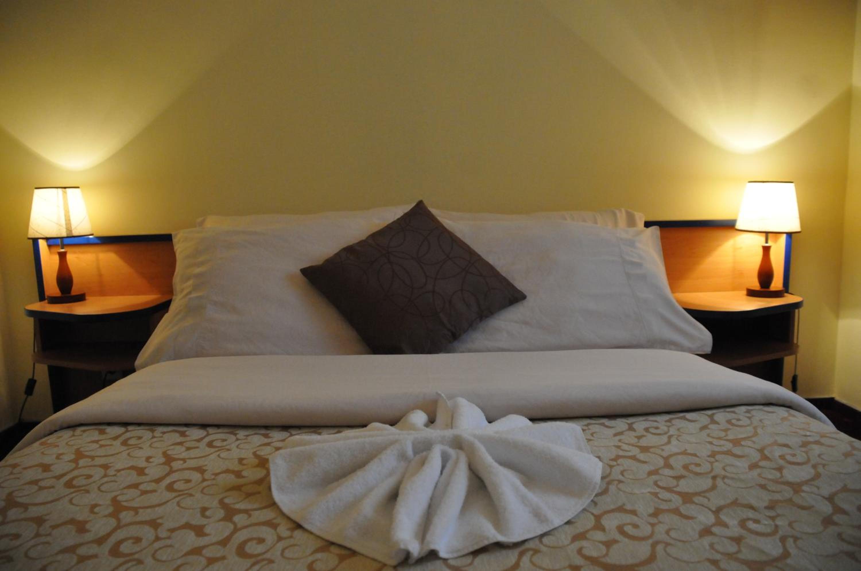 Double Room - Photo 3