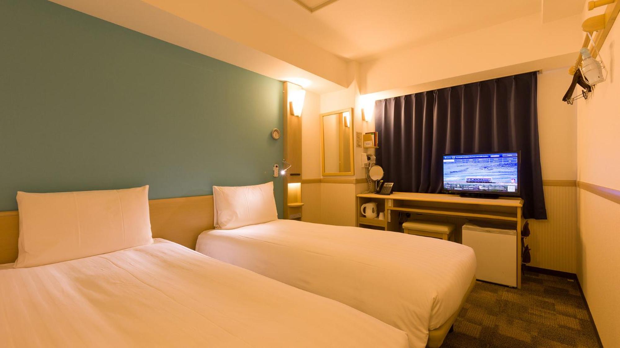 Twin Room - Non-Smoking - Photo 14