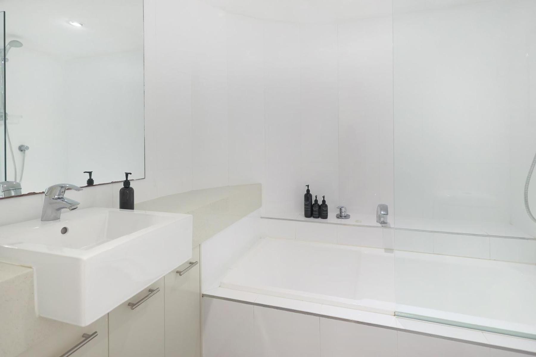 Two-Bedroom Apartment photo 2