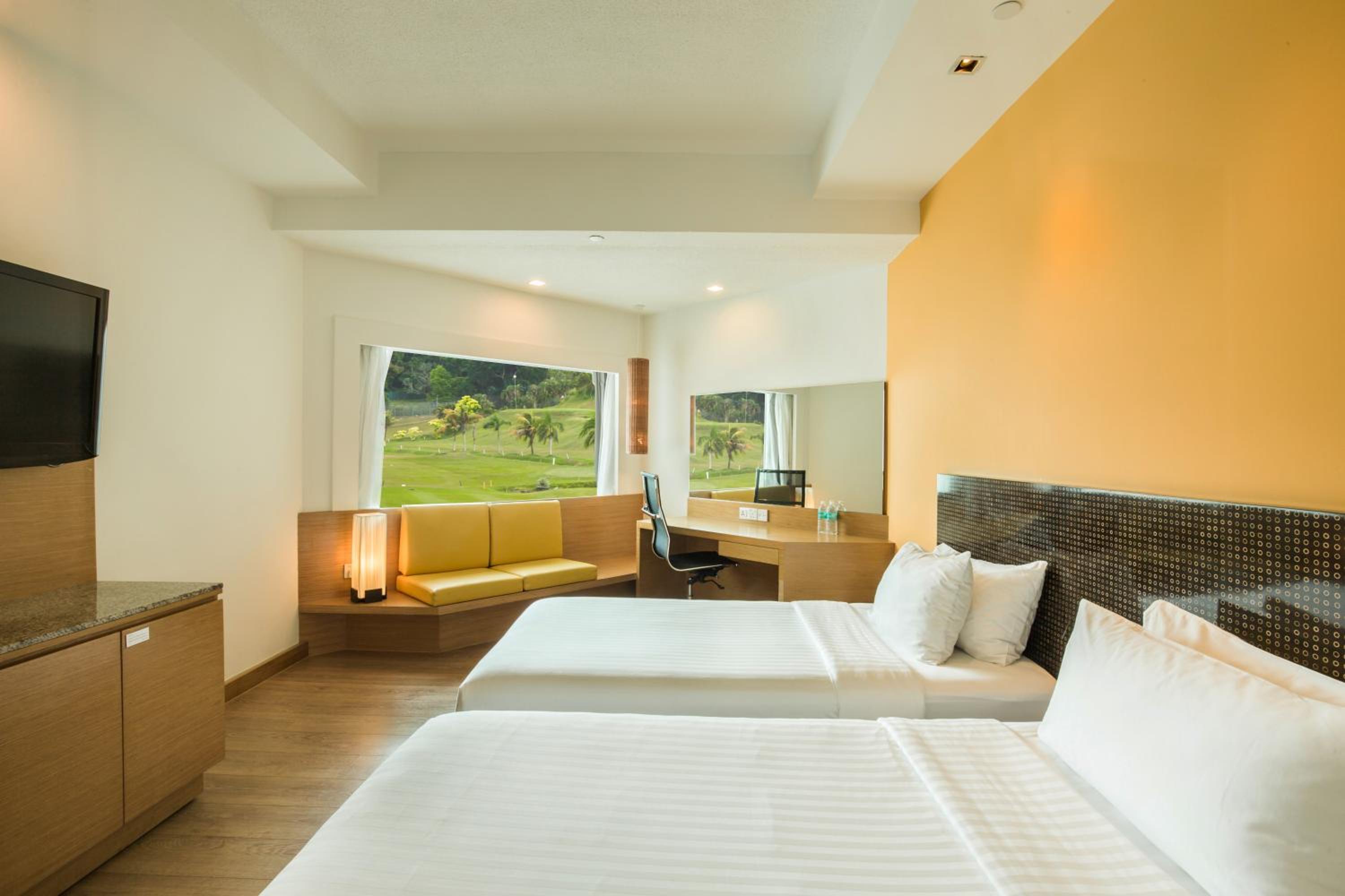 Superior Double or Twin Room photo 3