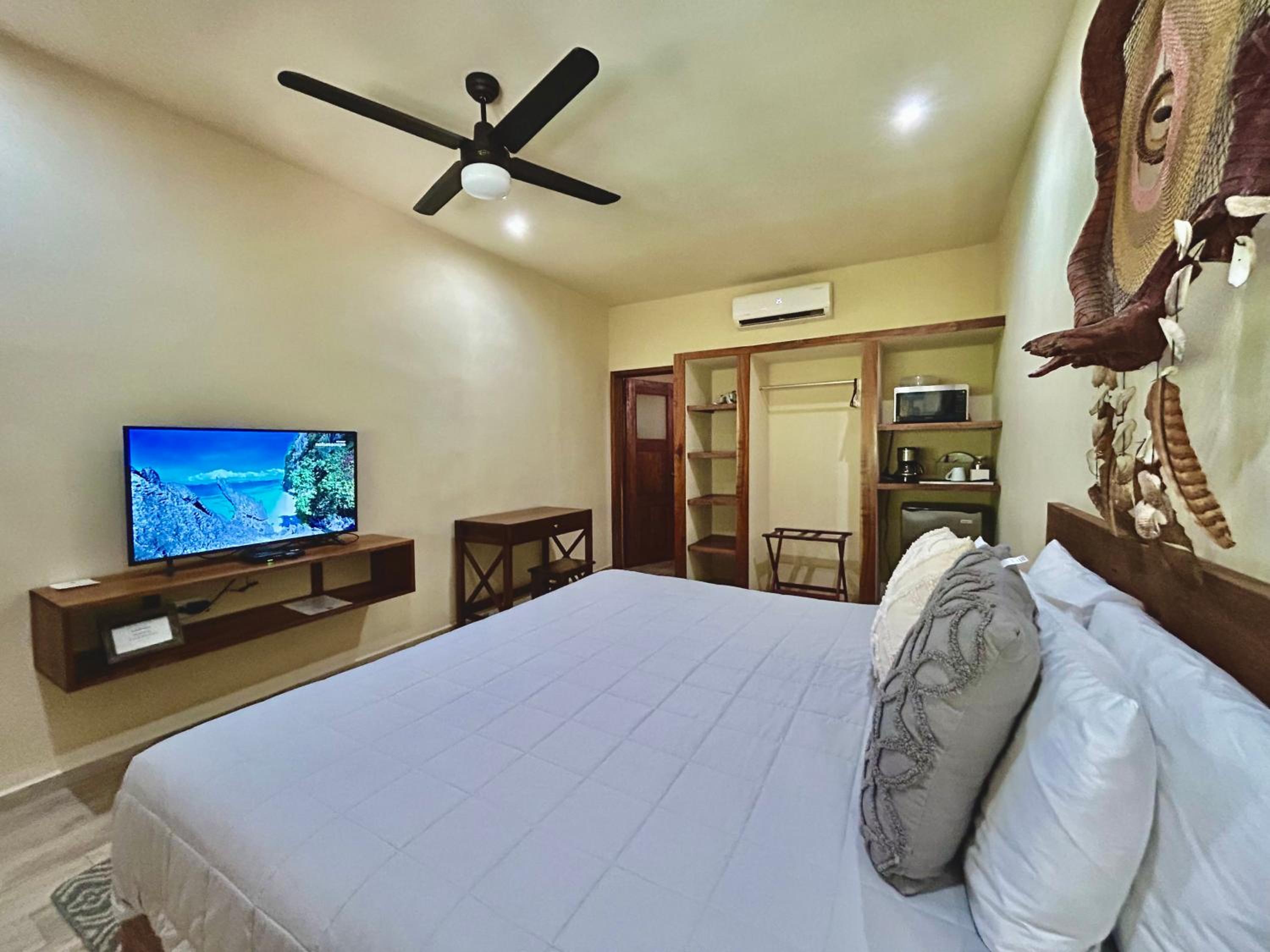 Deluxe King Studio