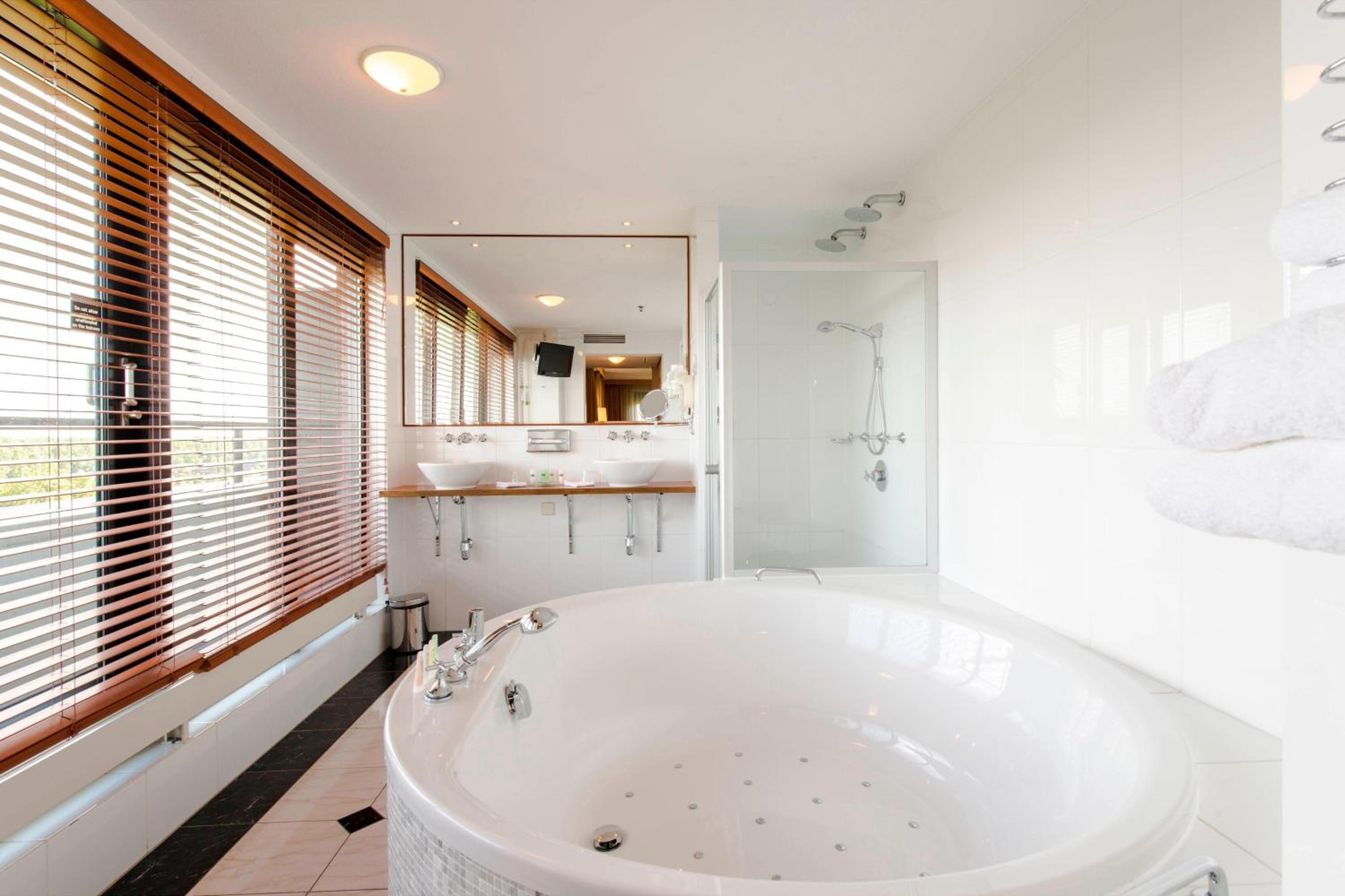 Executive Penthouse Suite - Photo 4