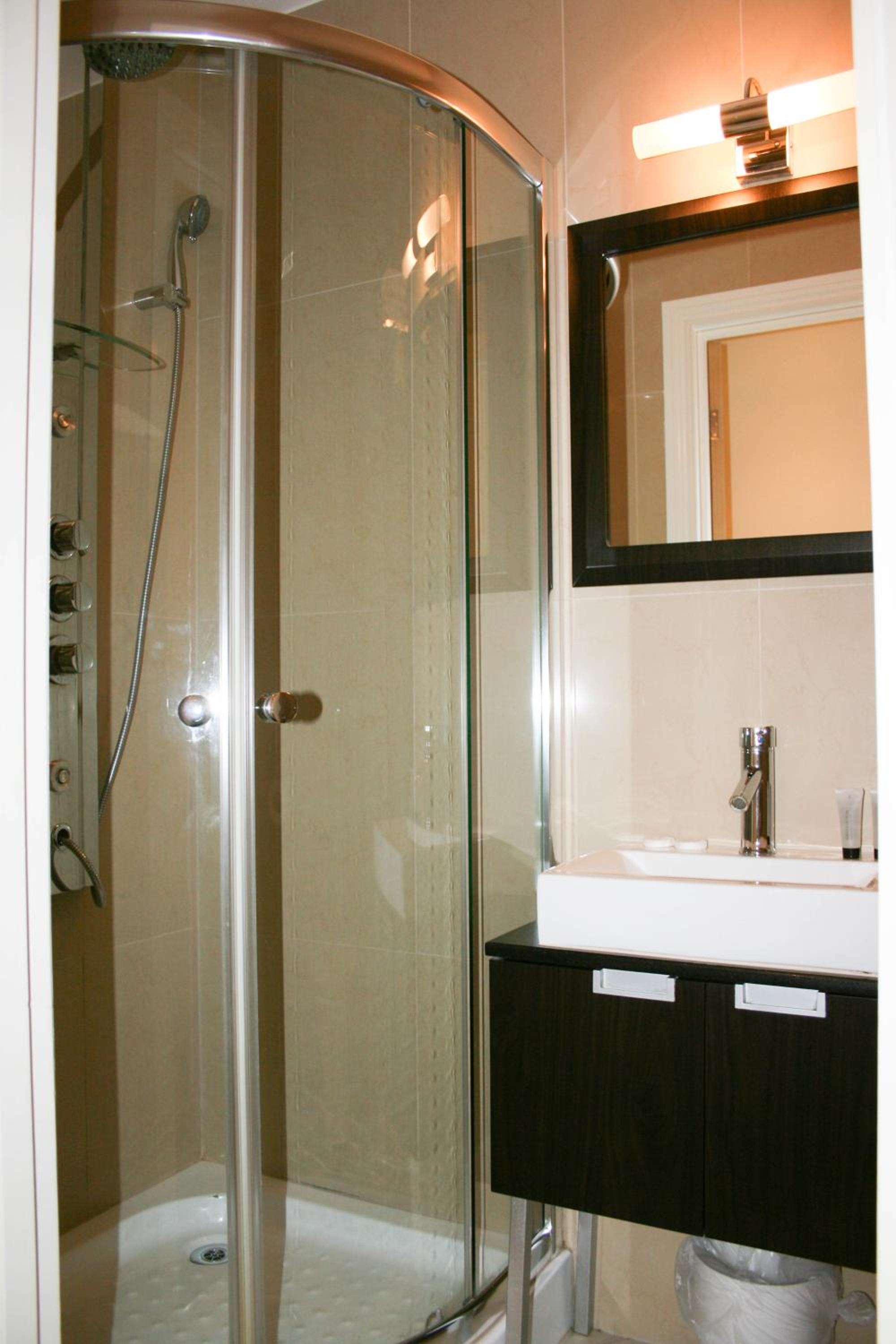 Superior King Room photo 3