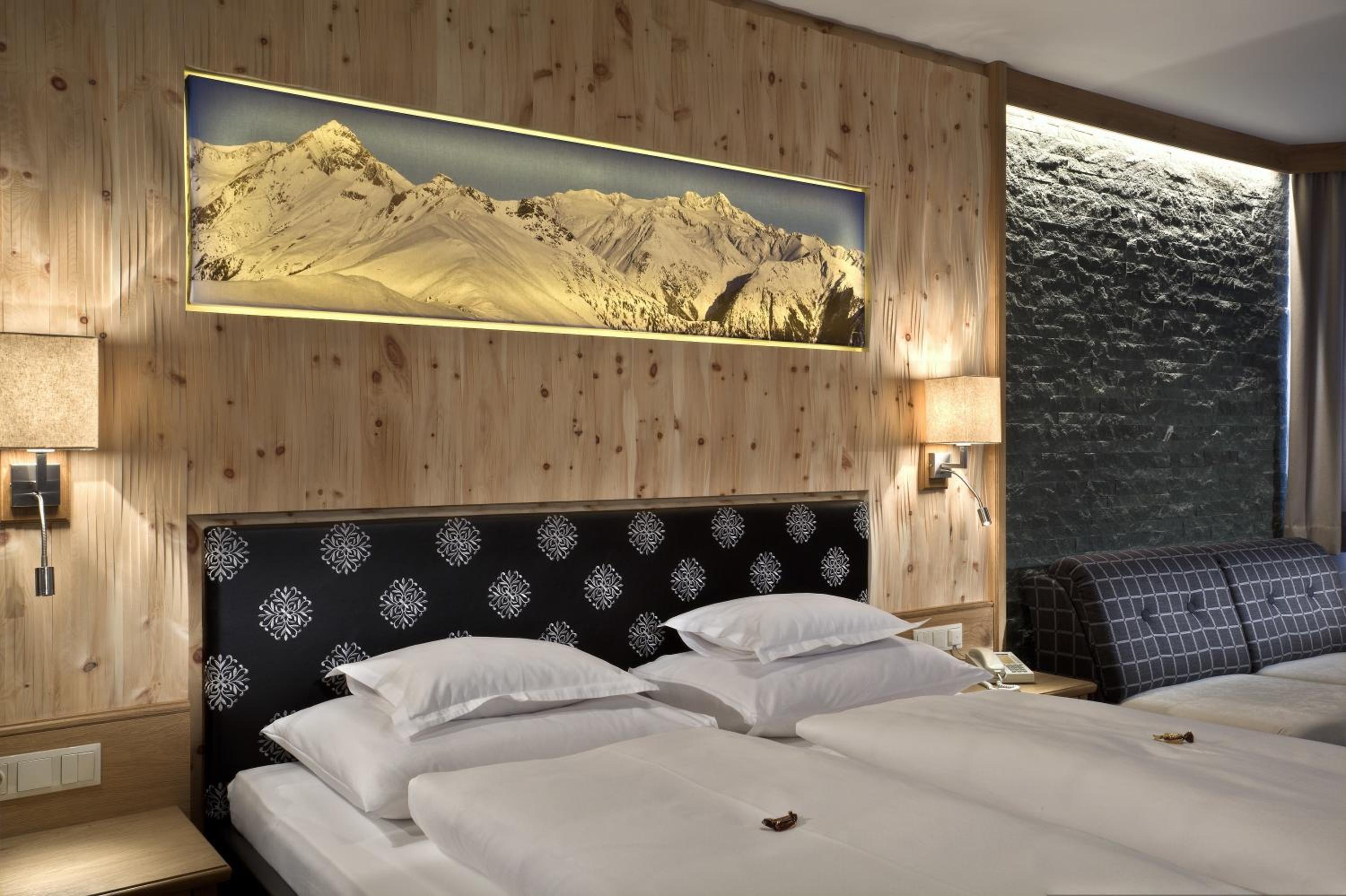 Double Room - Photo 5