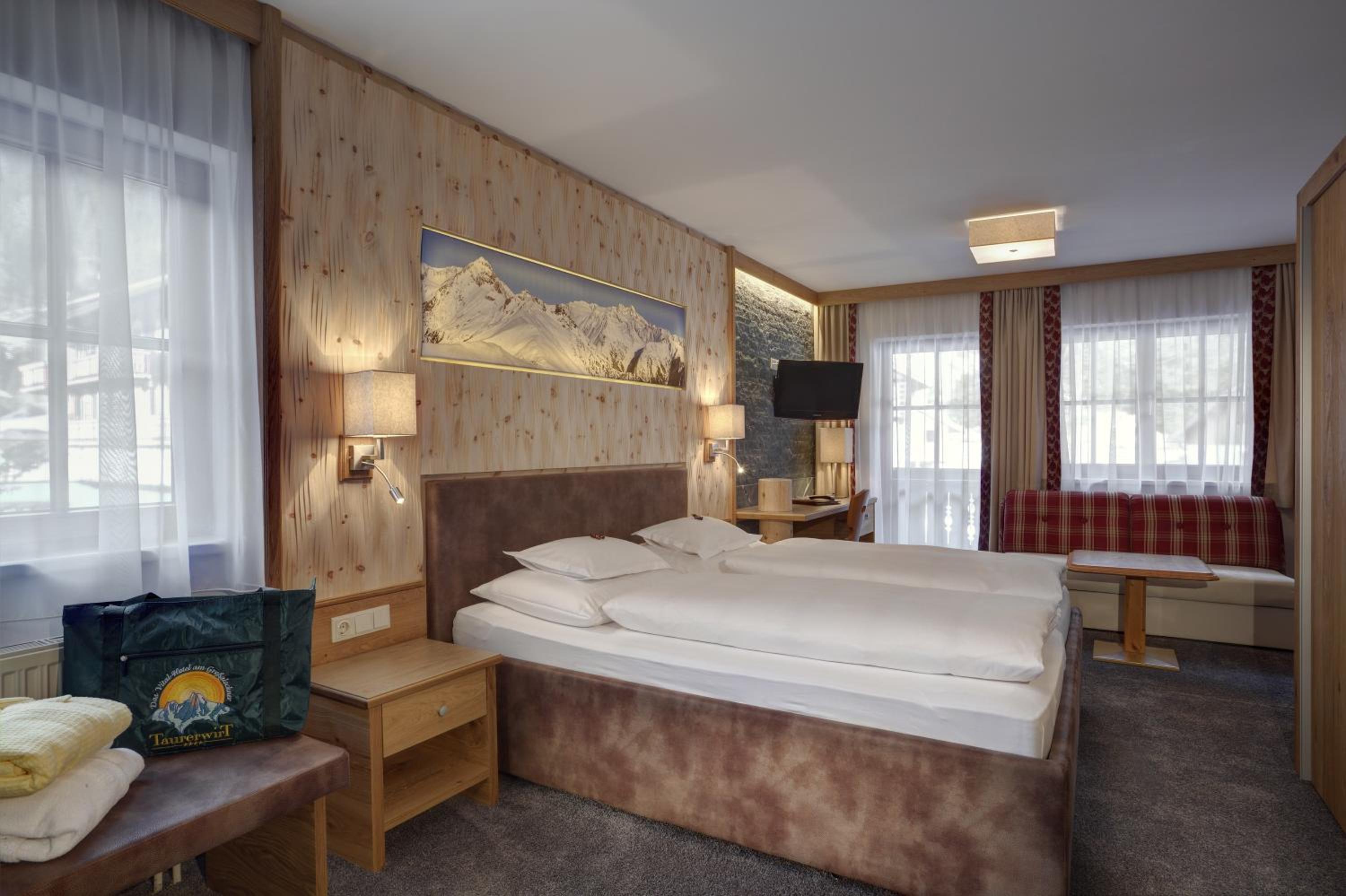 Double Room - Photo 7
