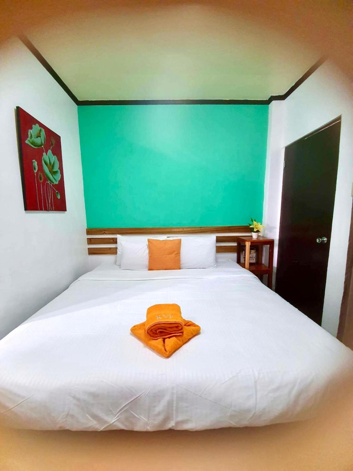Deluxe Double Room with Balcony - Photo 2
