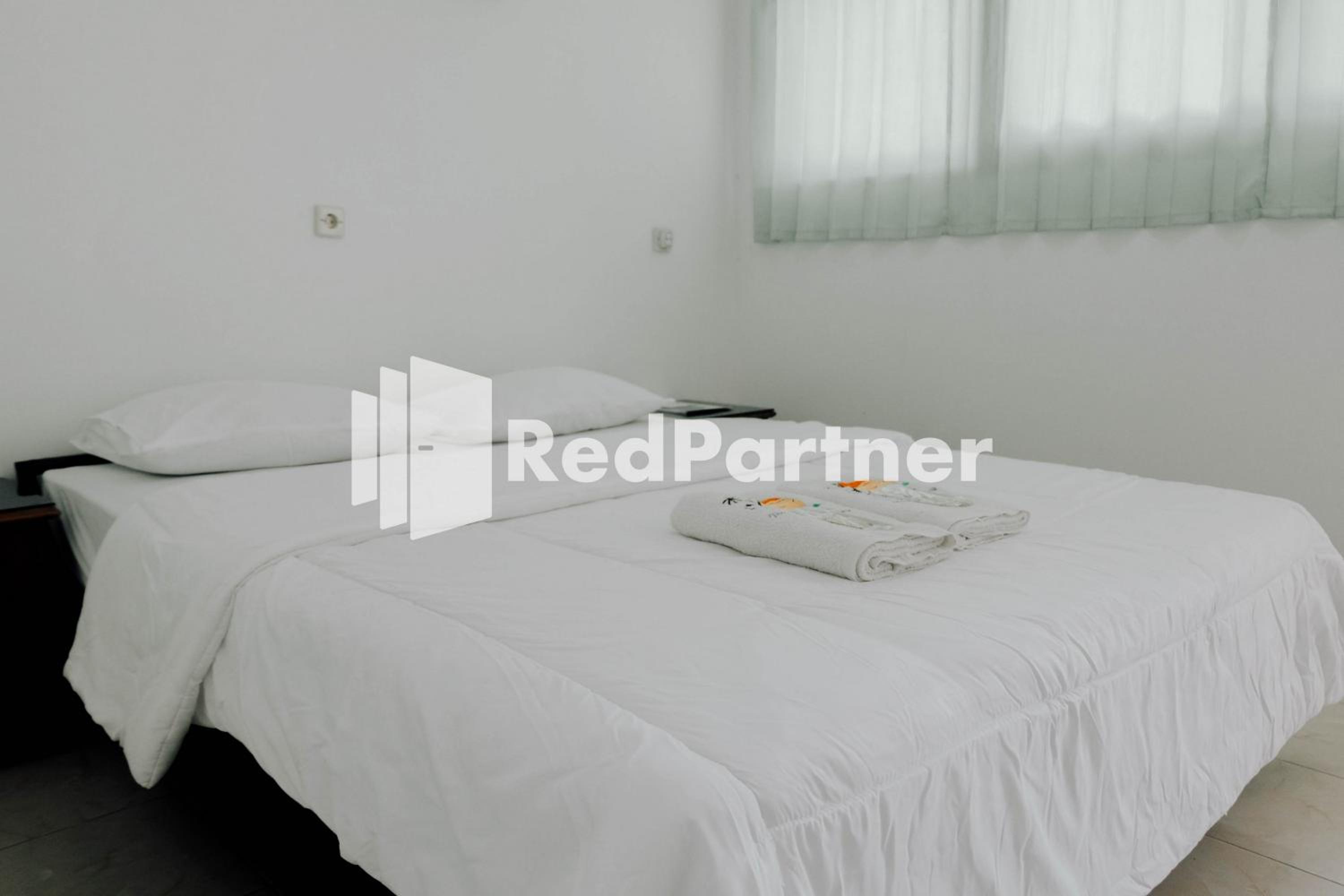 Economy Double Room photo 3