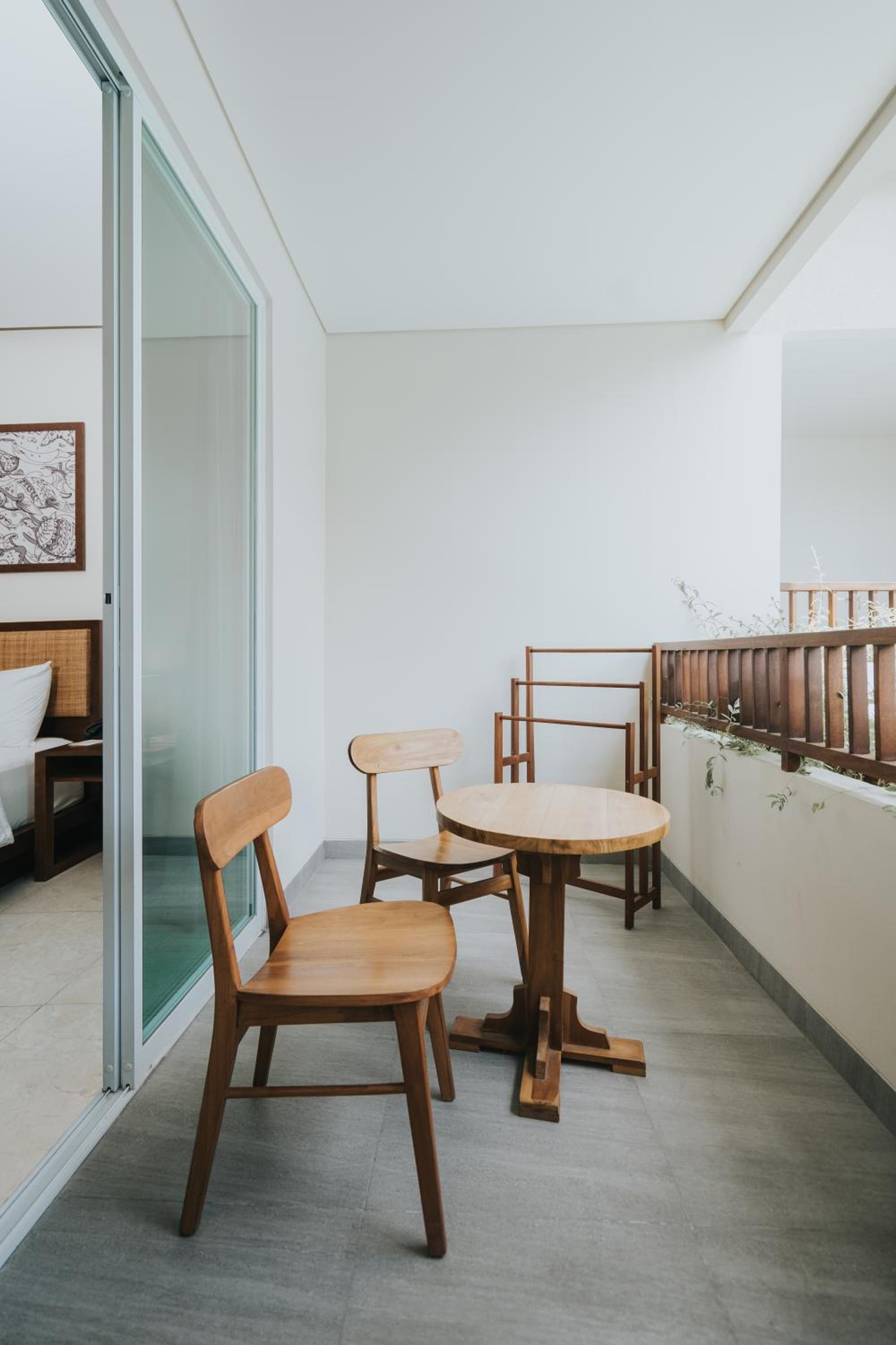 Premium Suite with Free Benefit - Photo 6