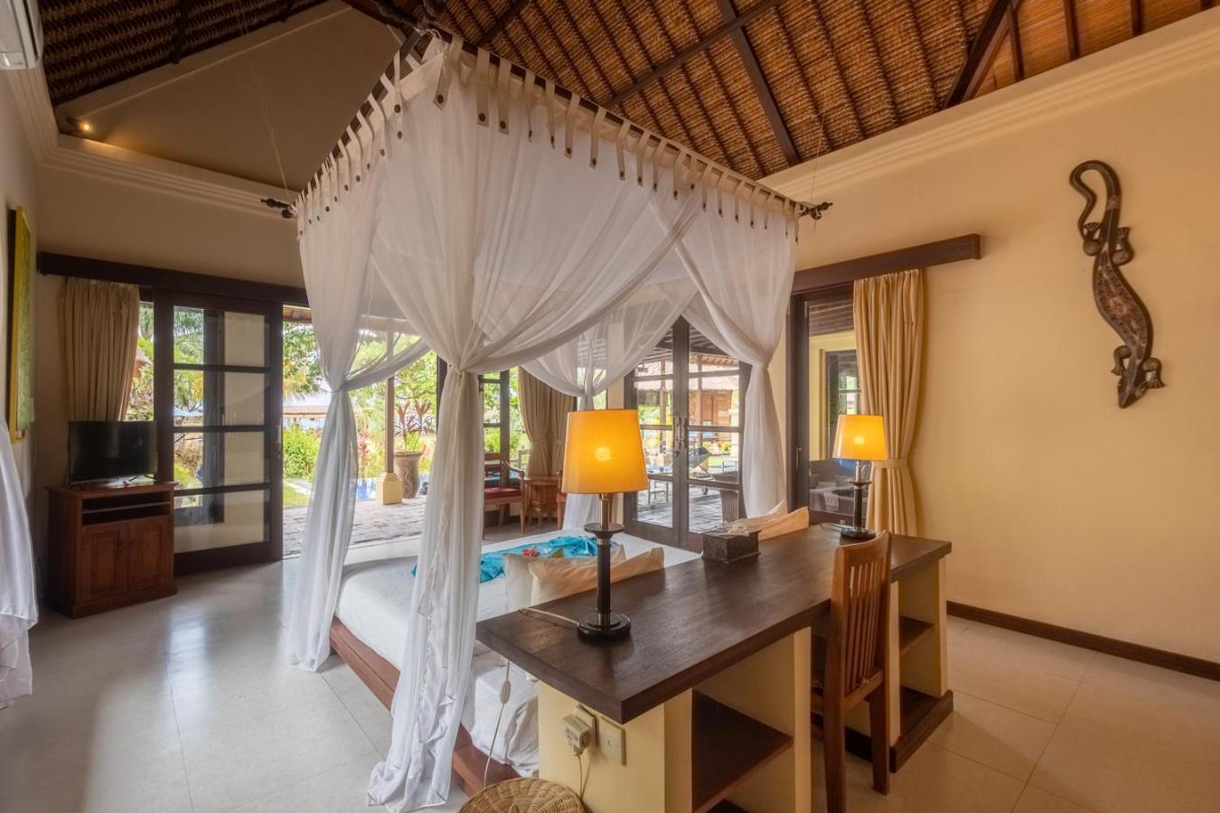 Saripati Oceanfront Villa #1 - Photo 12