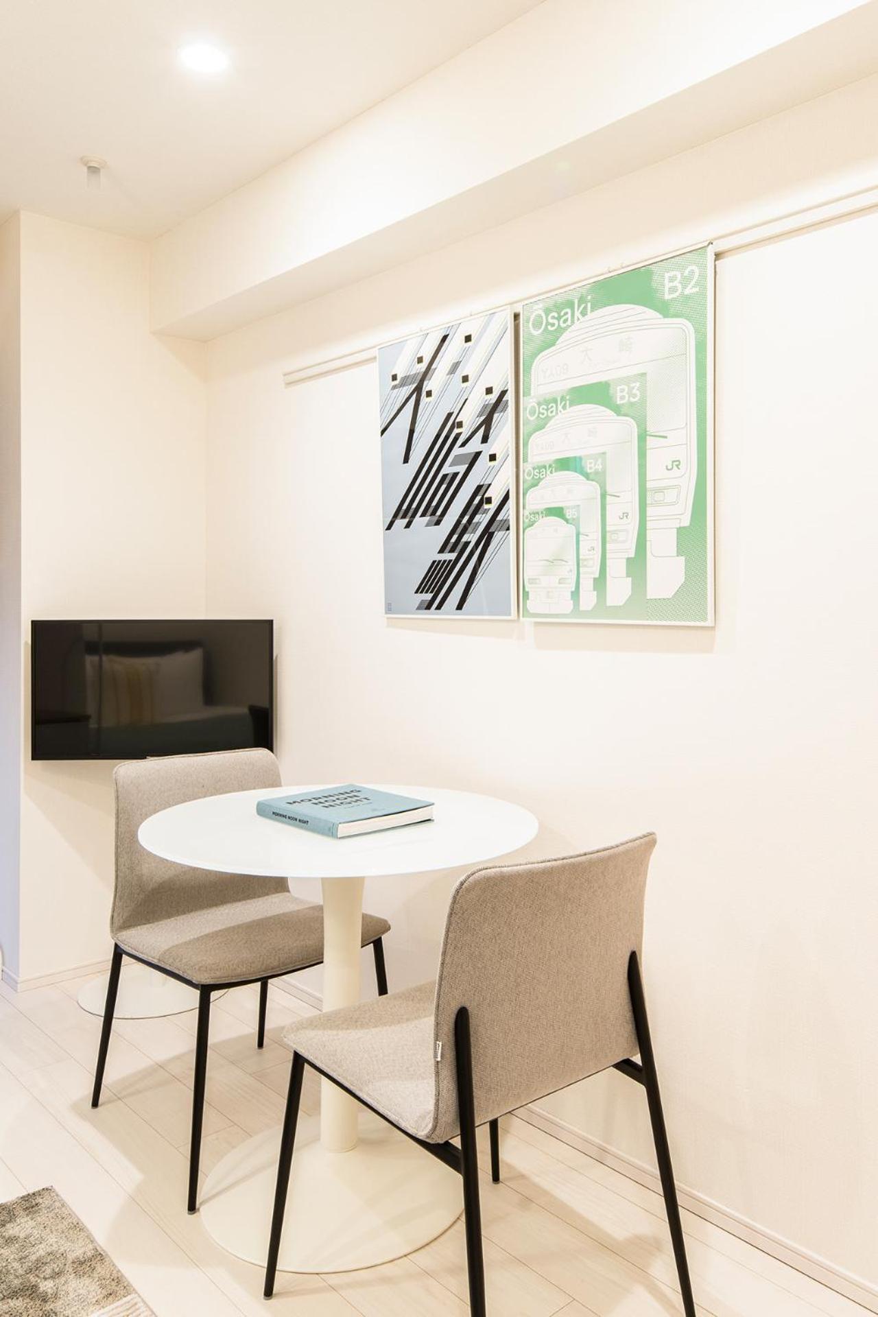 Deluxe Studio Apartment photo 2