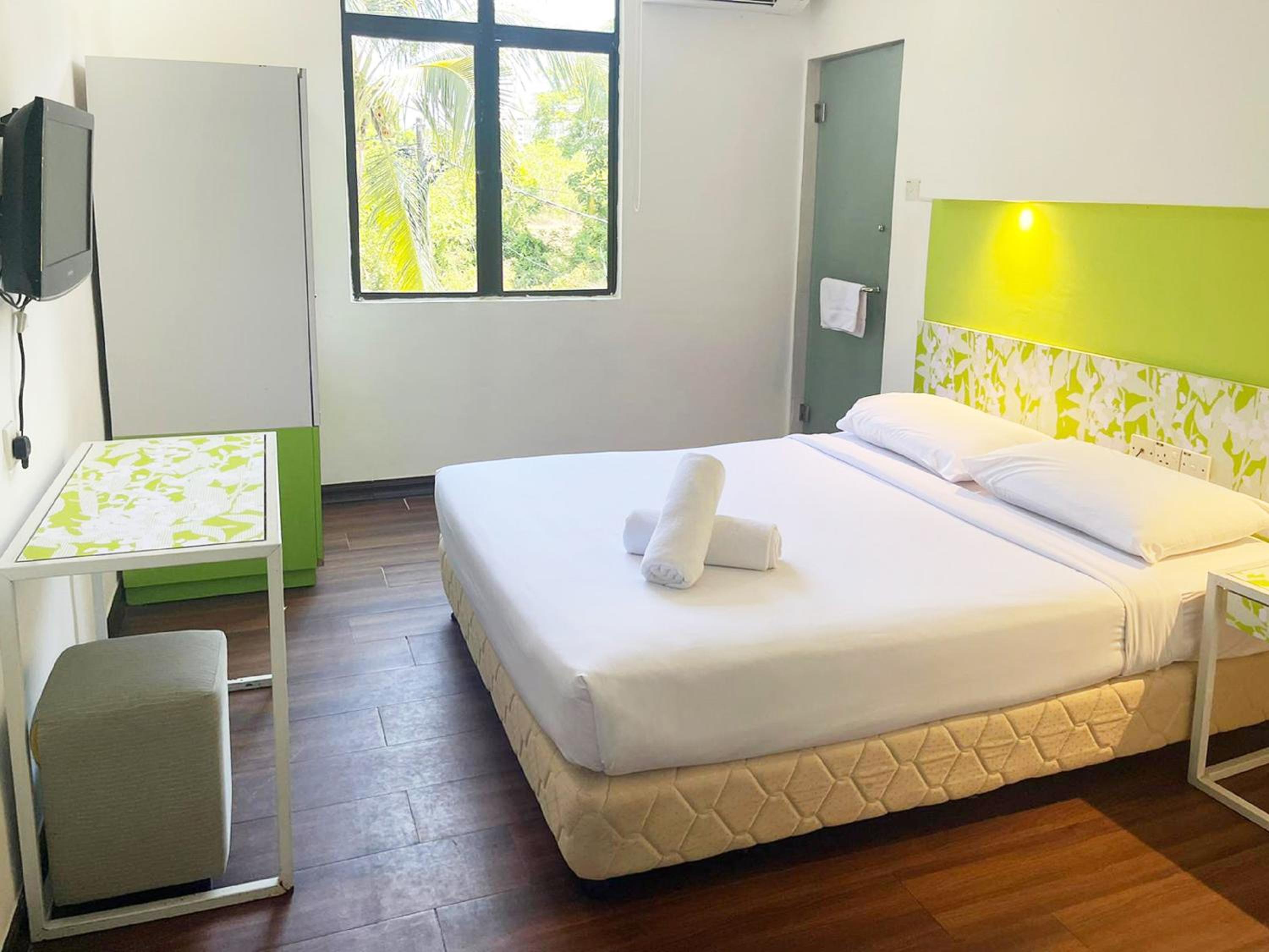 Standard Double Room - Photo 3
