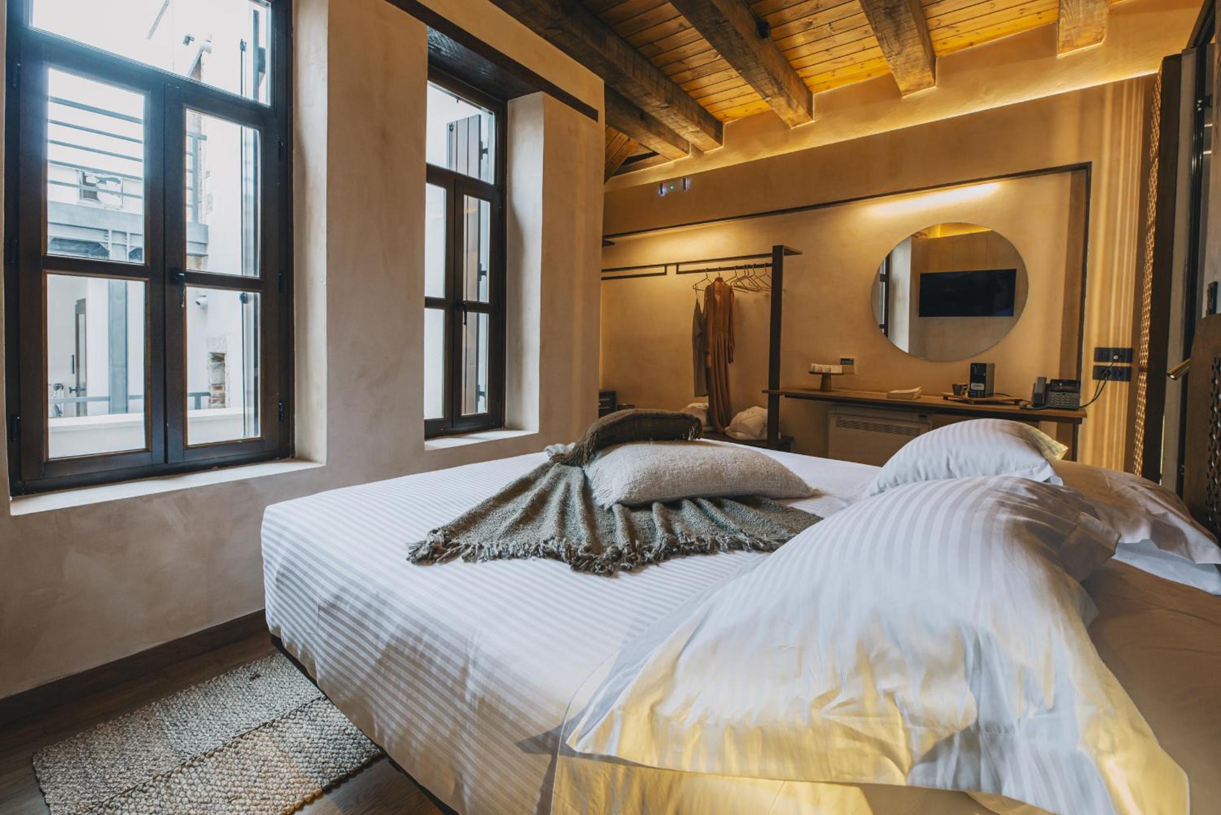 Junior Suite with Terrace - Photo 39
